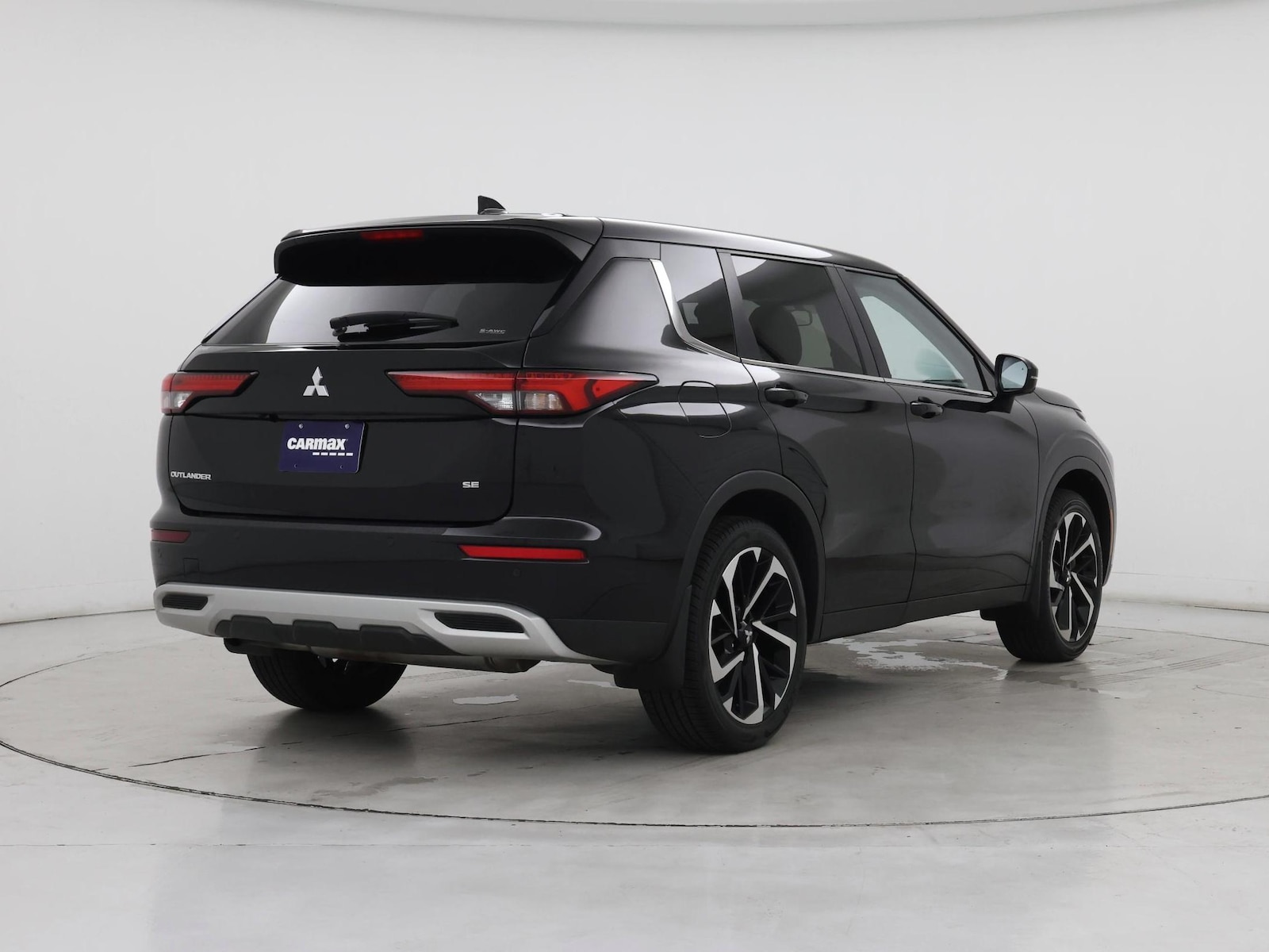 2024 Mitsubishi Outlander SE - Photo 9