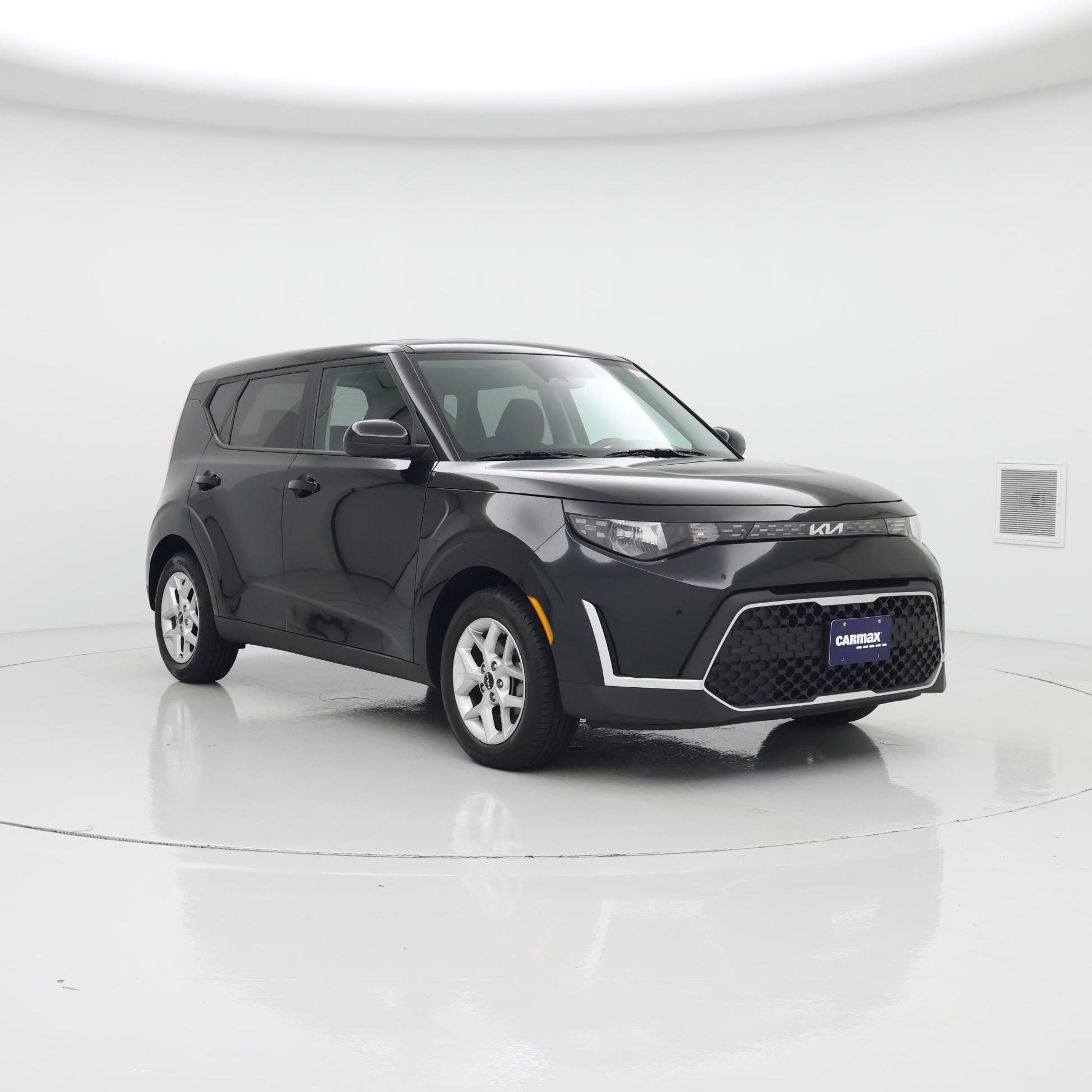 Black 2024 Kia Soul SUV / Crossover Front-Wheel Drive Automatic