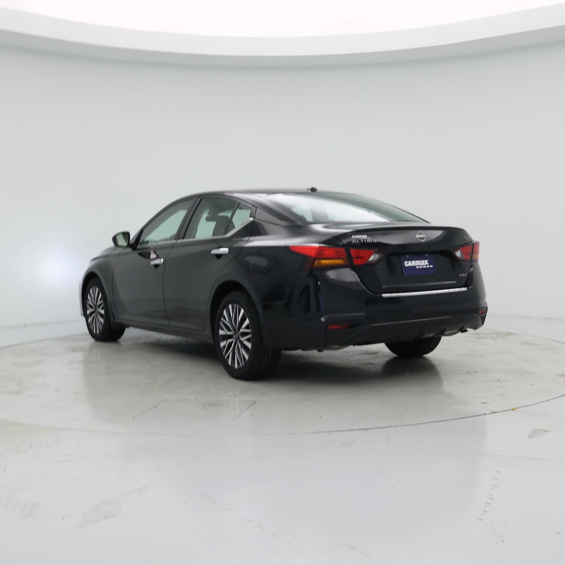 Thumbnail: 2023 Nissan Altima - 2