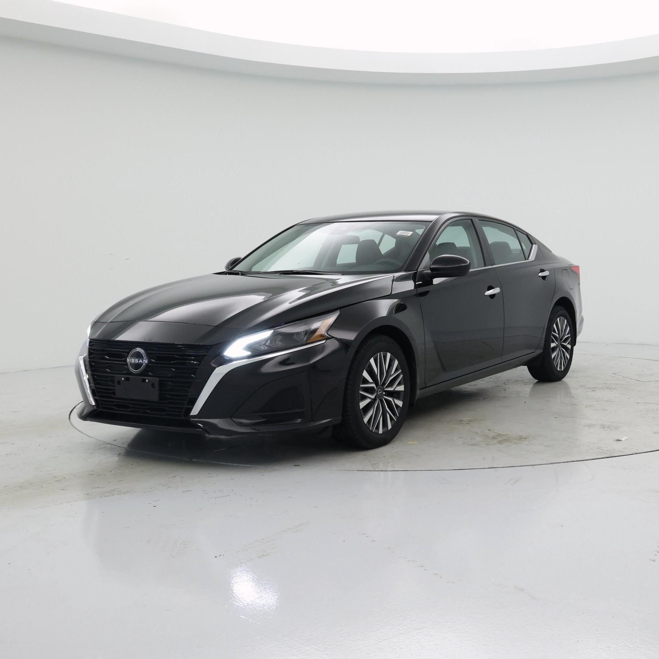 Thumbnail: 2023 Nissan Altima - 4