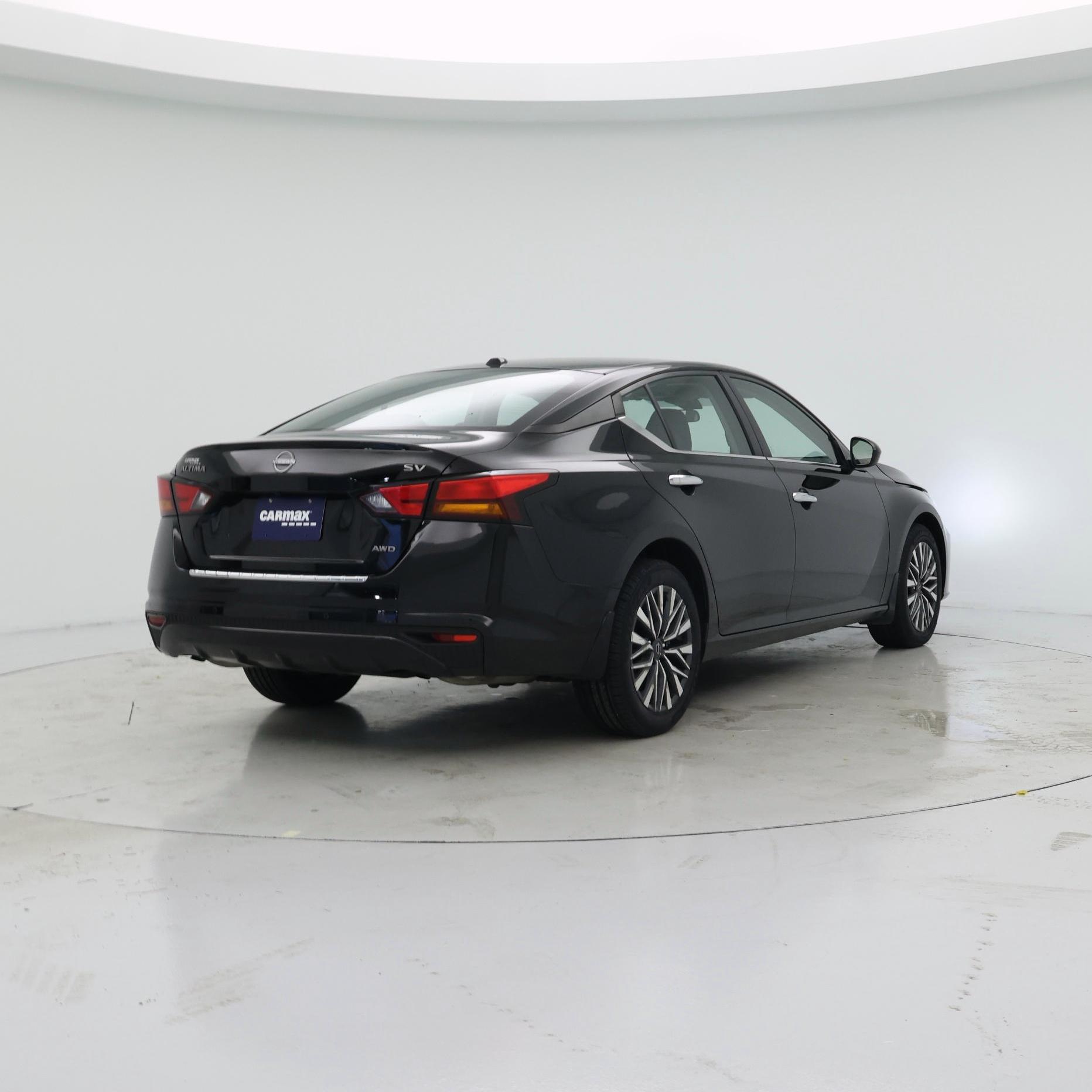 Thumbnail: 2023 Nissan Altima - 8