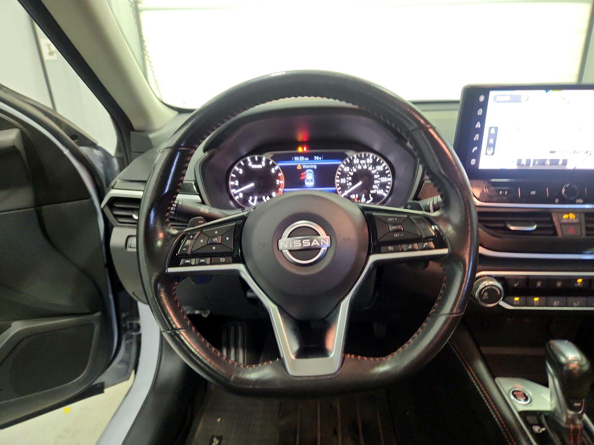 Thumbnail: 2023 Nissan Altima - 10