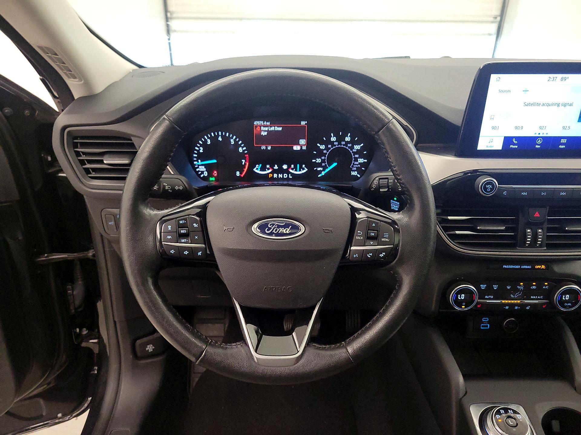 Thumbnail: 2021 Ford Escape - 10