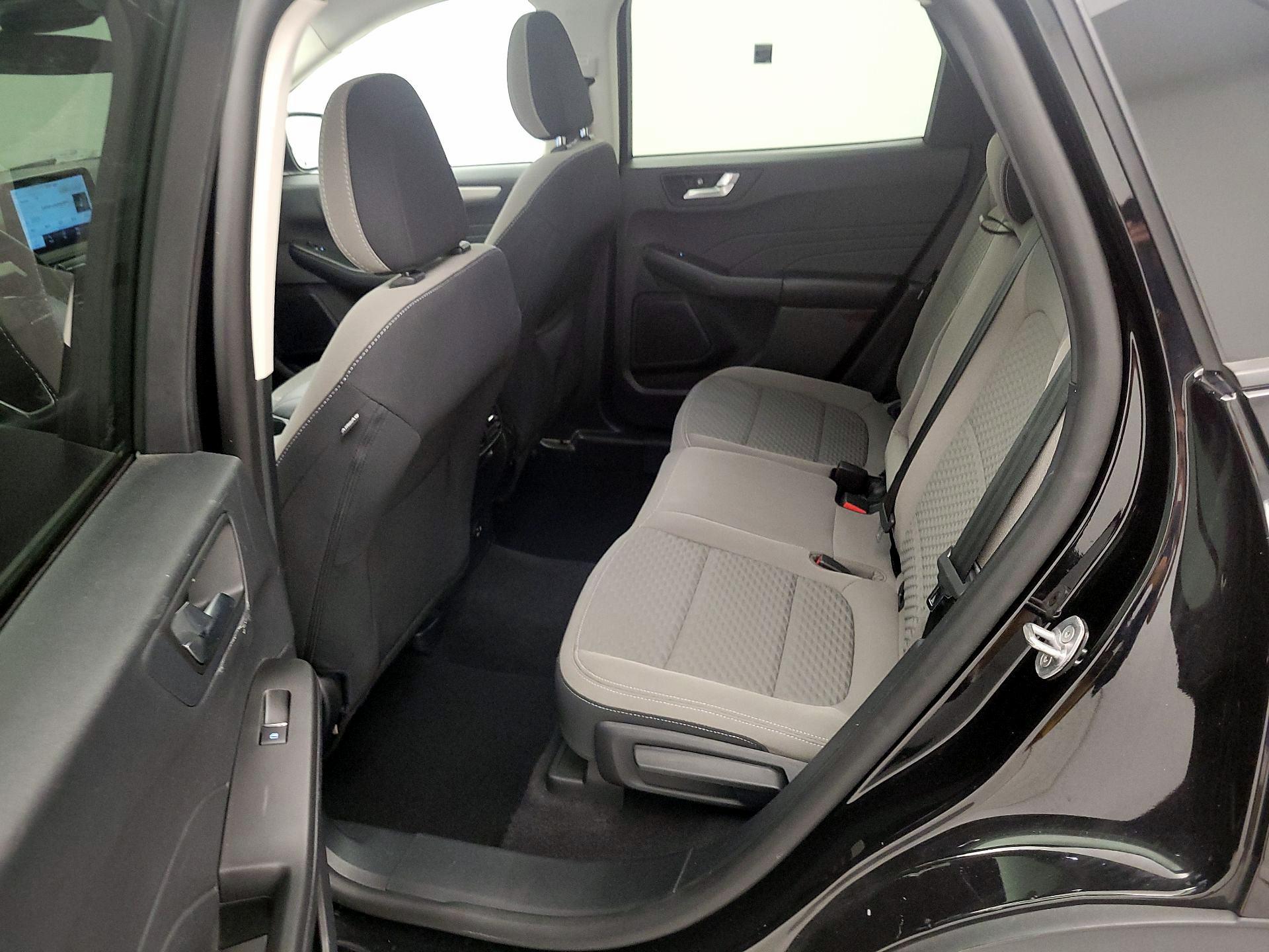Thumbnail: 2021 Ford Escape - 20