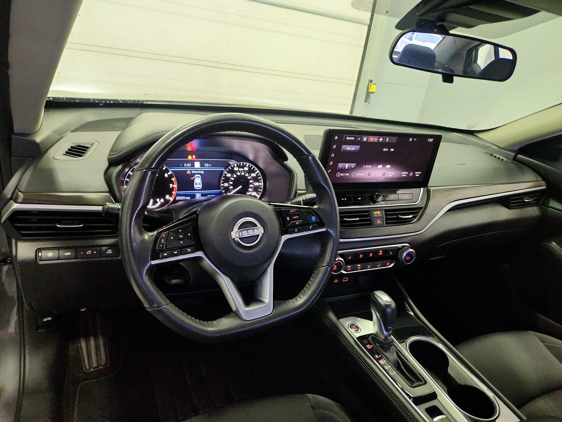 Thumbnail: 2024 Nissan Altima - 9