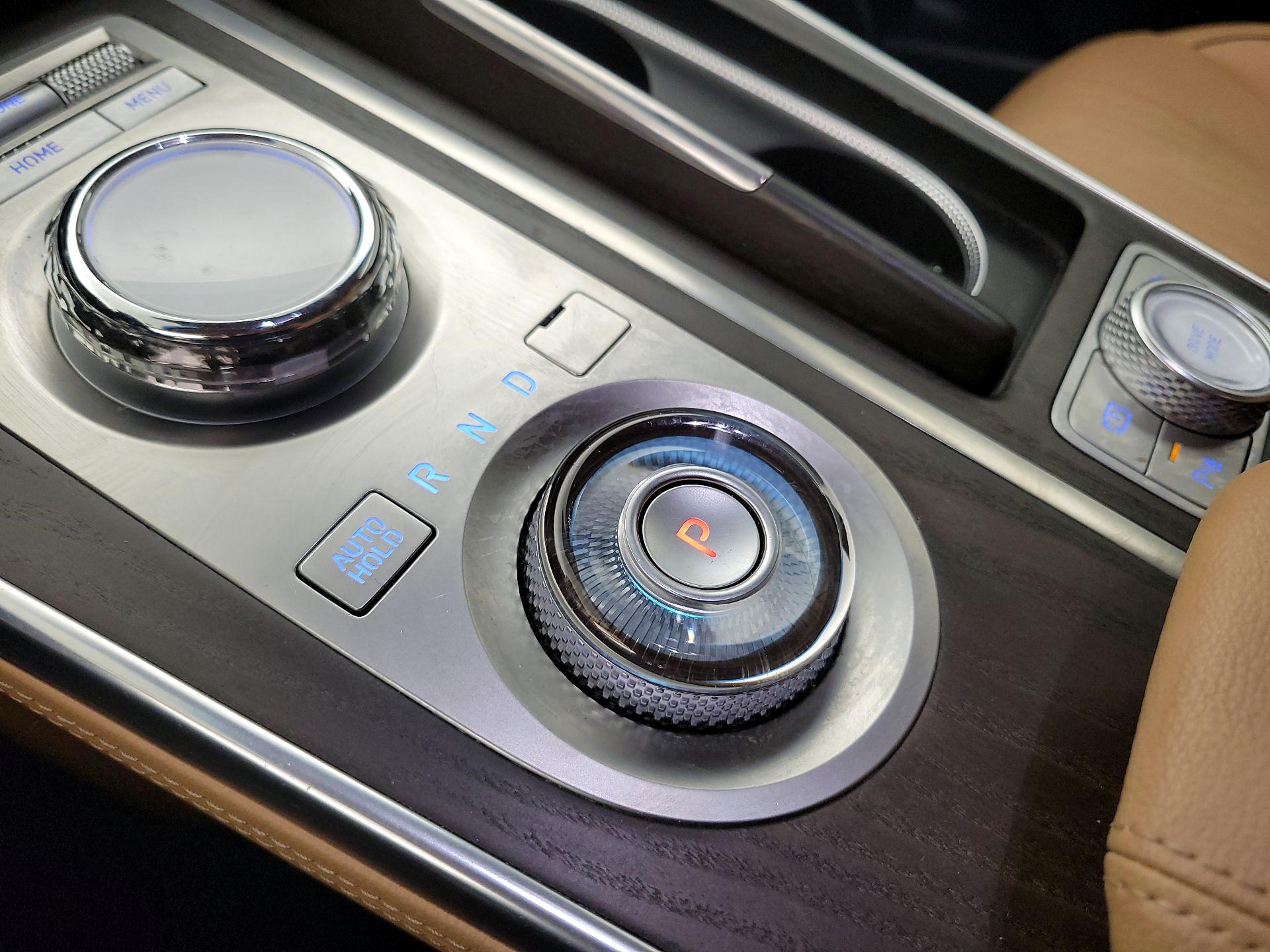 Thumbnail: 2024 Genesis GV80 - 17