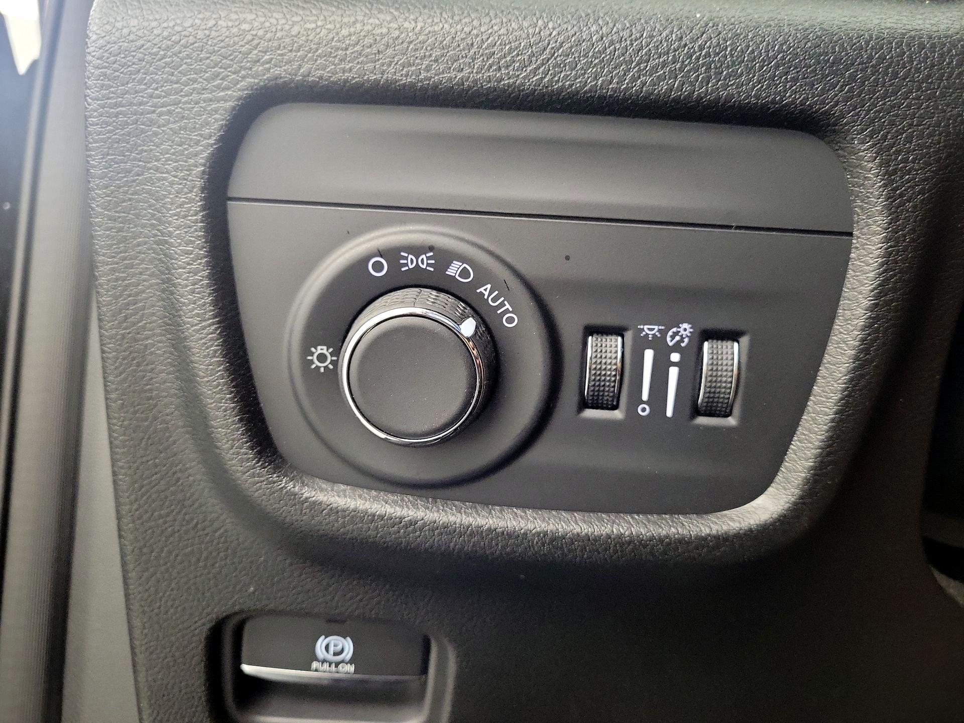 Thumbnail: 2023 Jeep Grand Cherokee - 13