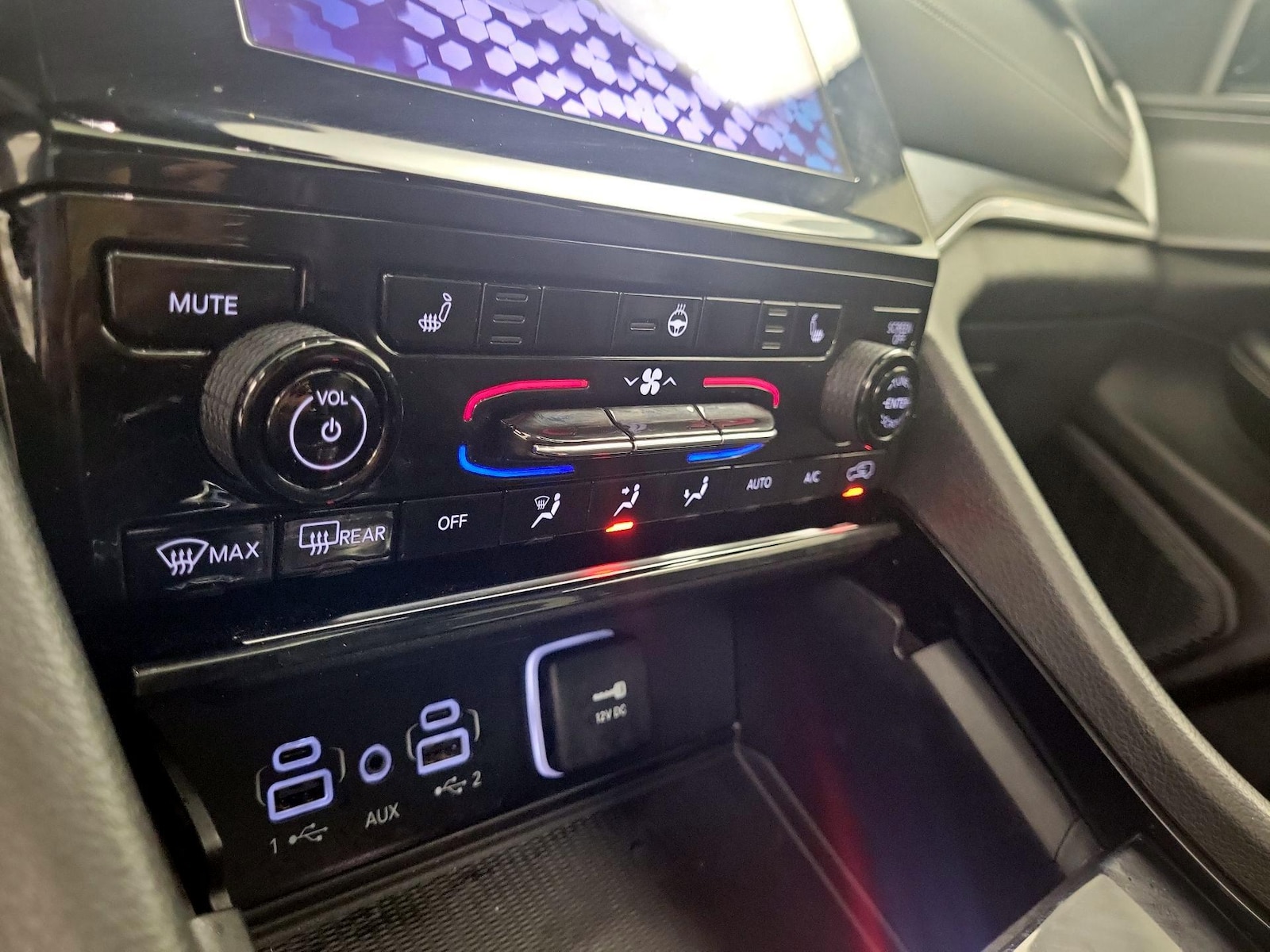 2023 Jeep Grand Cherokee Altitude - Photo 17