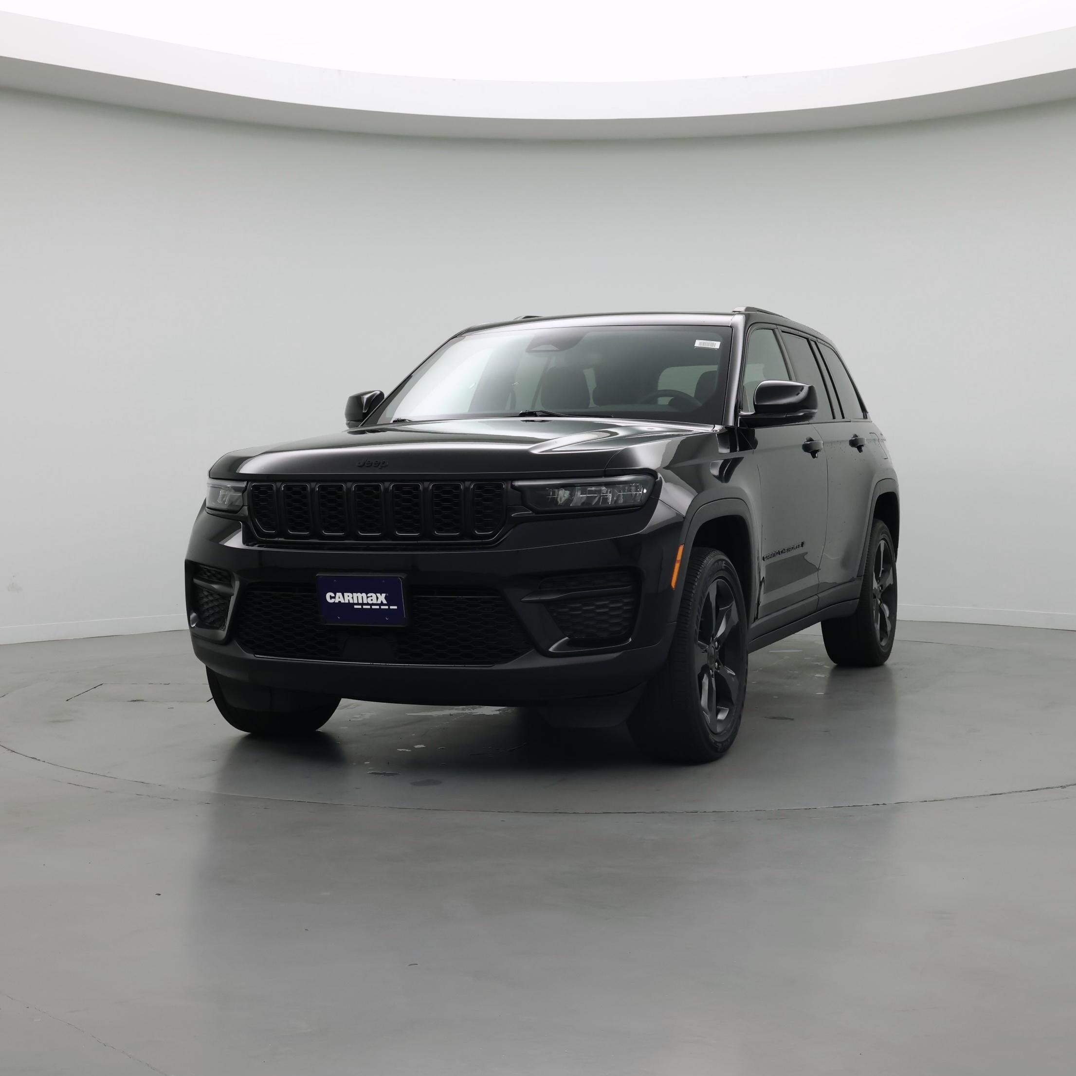 Thumbnail: 2023 Jeep Grand Cherokee - 4
