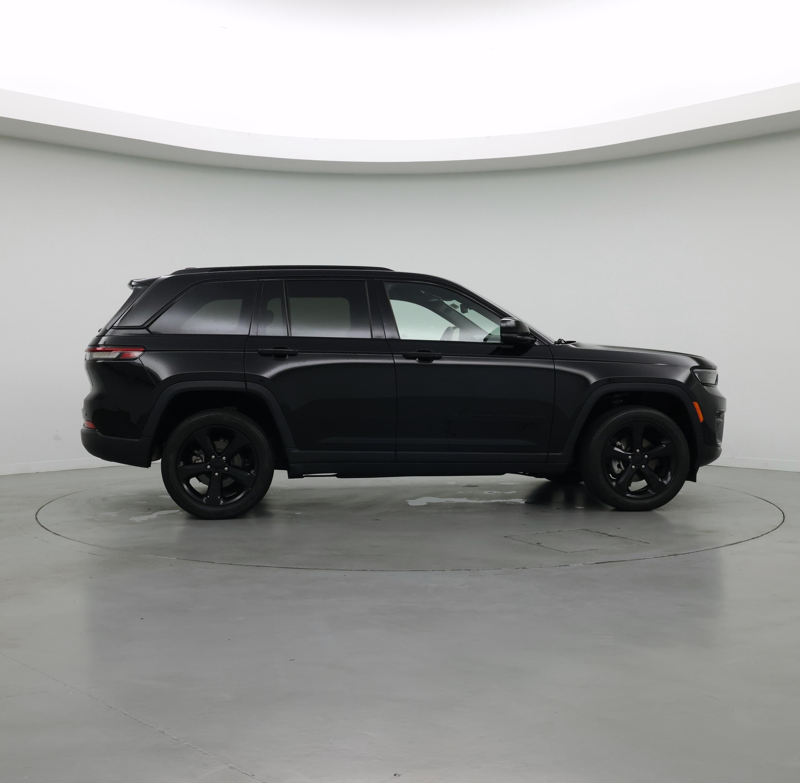 Thumbnail: 2023 Jeep Grand Cherokee - 7