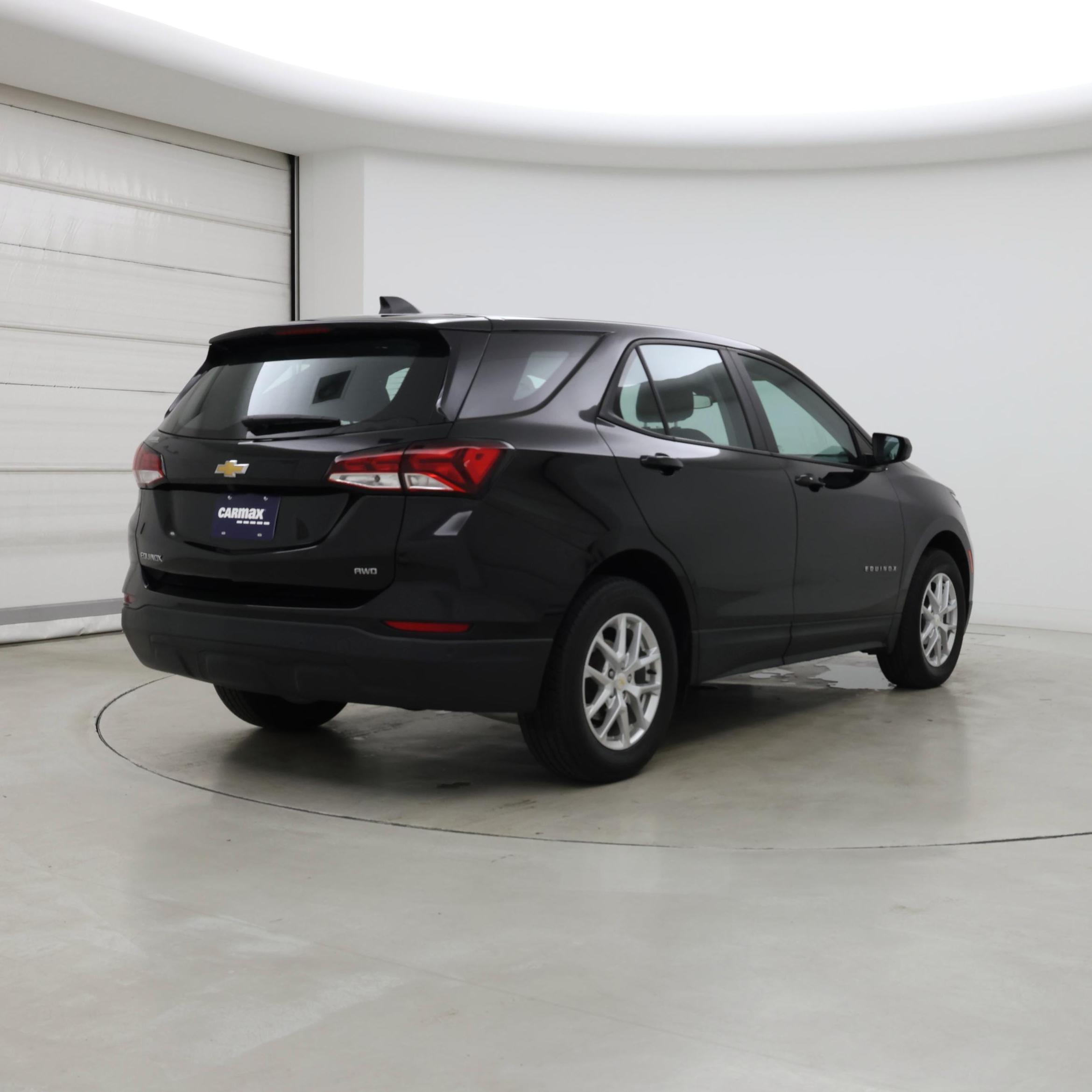 Thumbnail: 2022 Chevrolet Equinox - 8