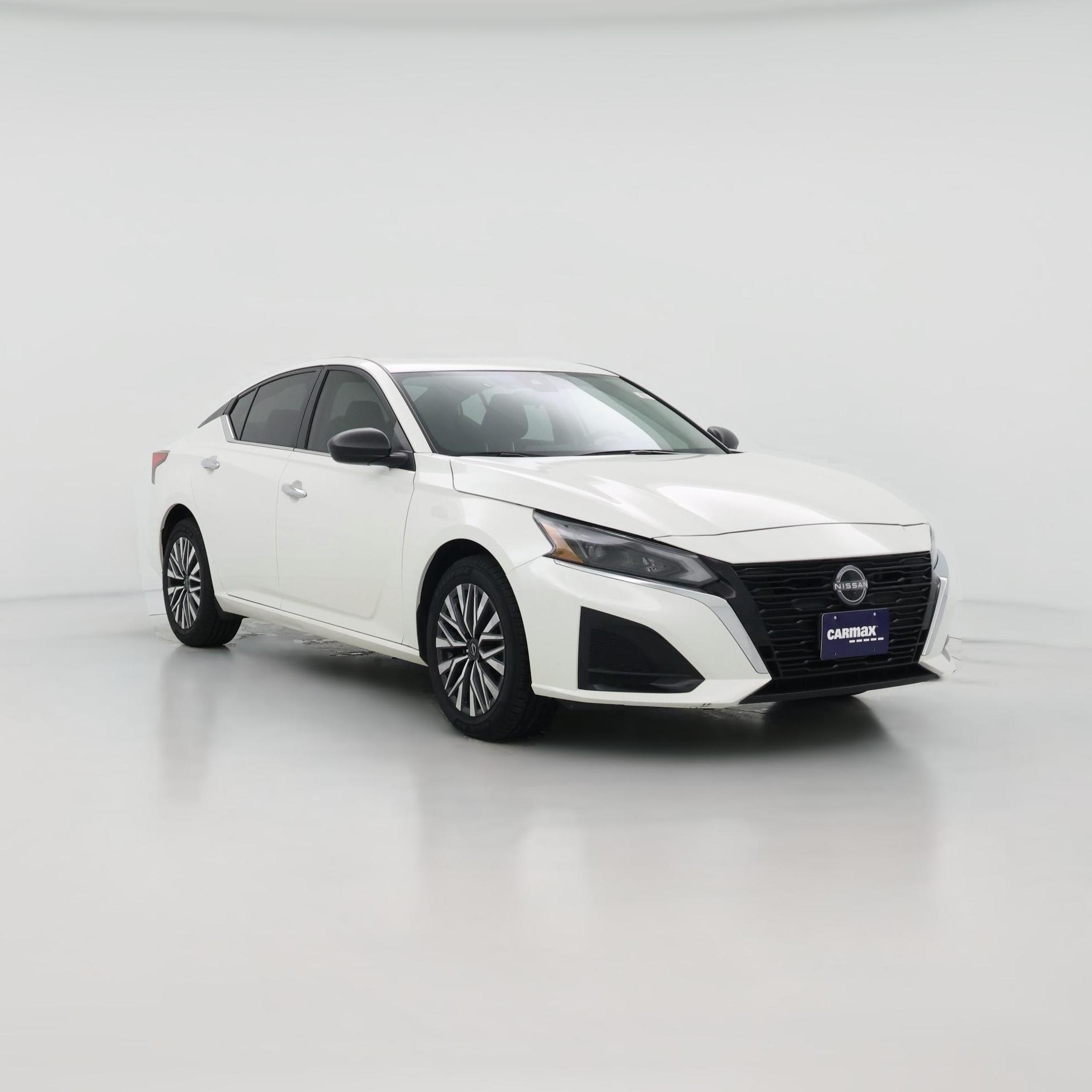 Thumbnail: 2024 Nissan Altima - 1