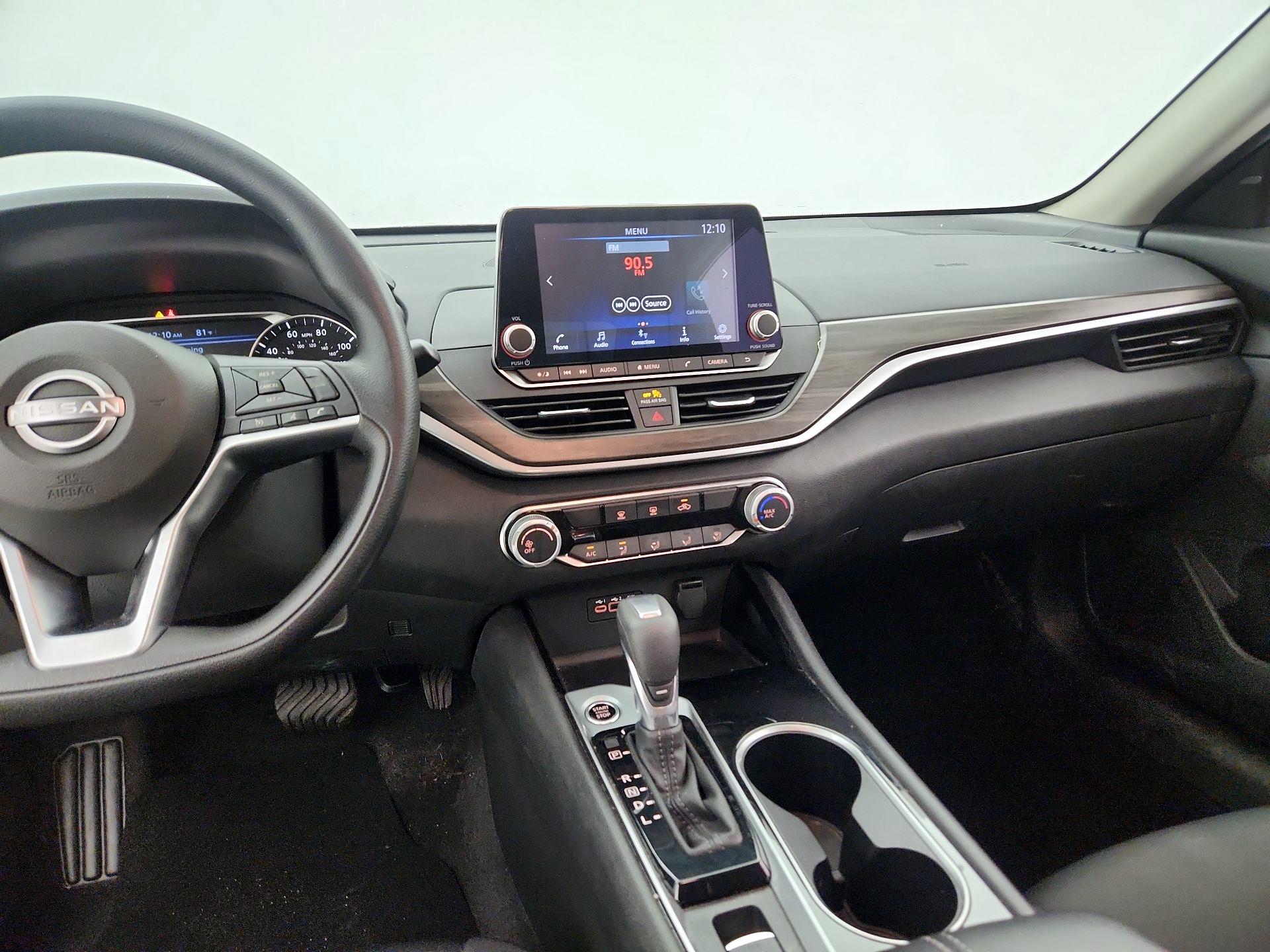 Thumbnail: 2024 Nissan Altima - 9