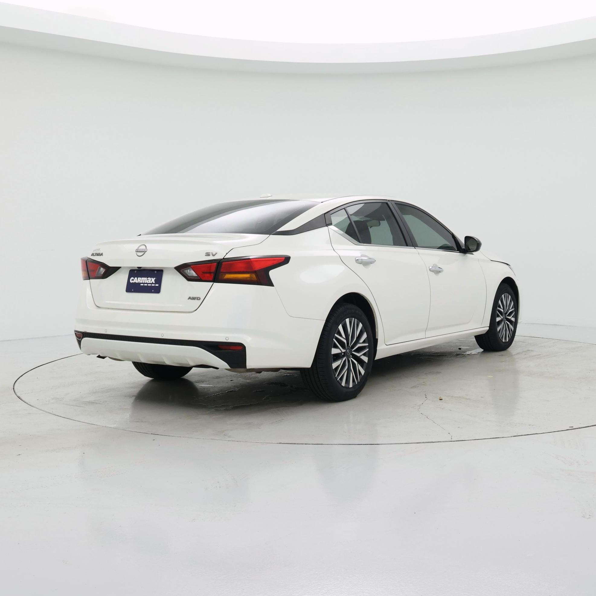 Thumbnail: 2024 Nissan Altima - 8