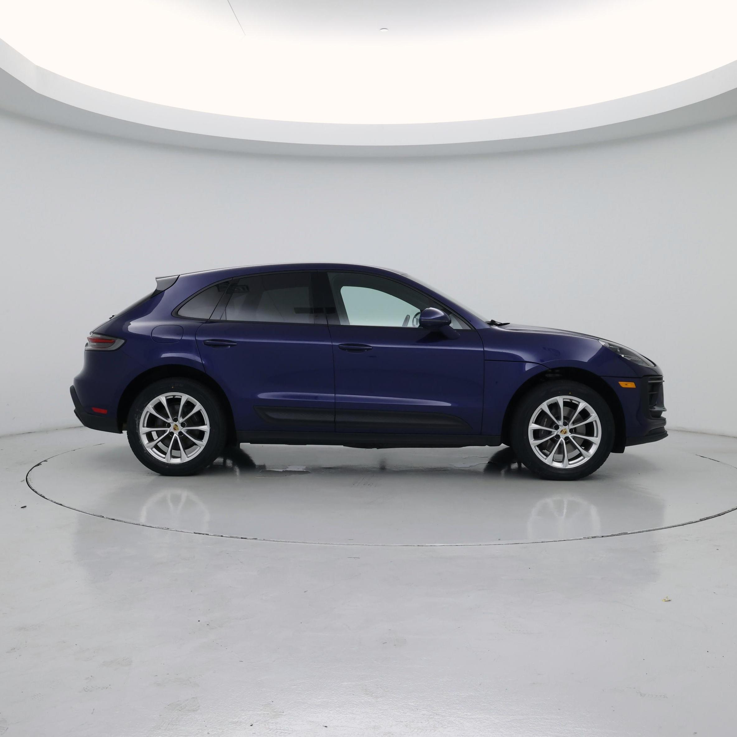 Thumbnail: 2023 Porsche Macan - 7
