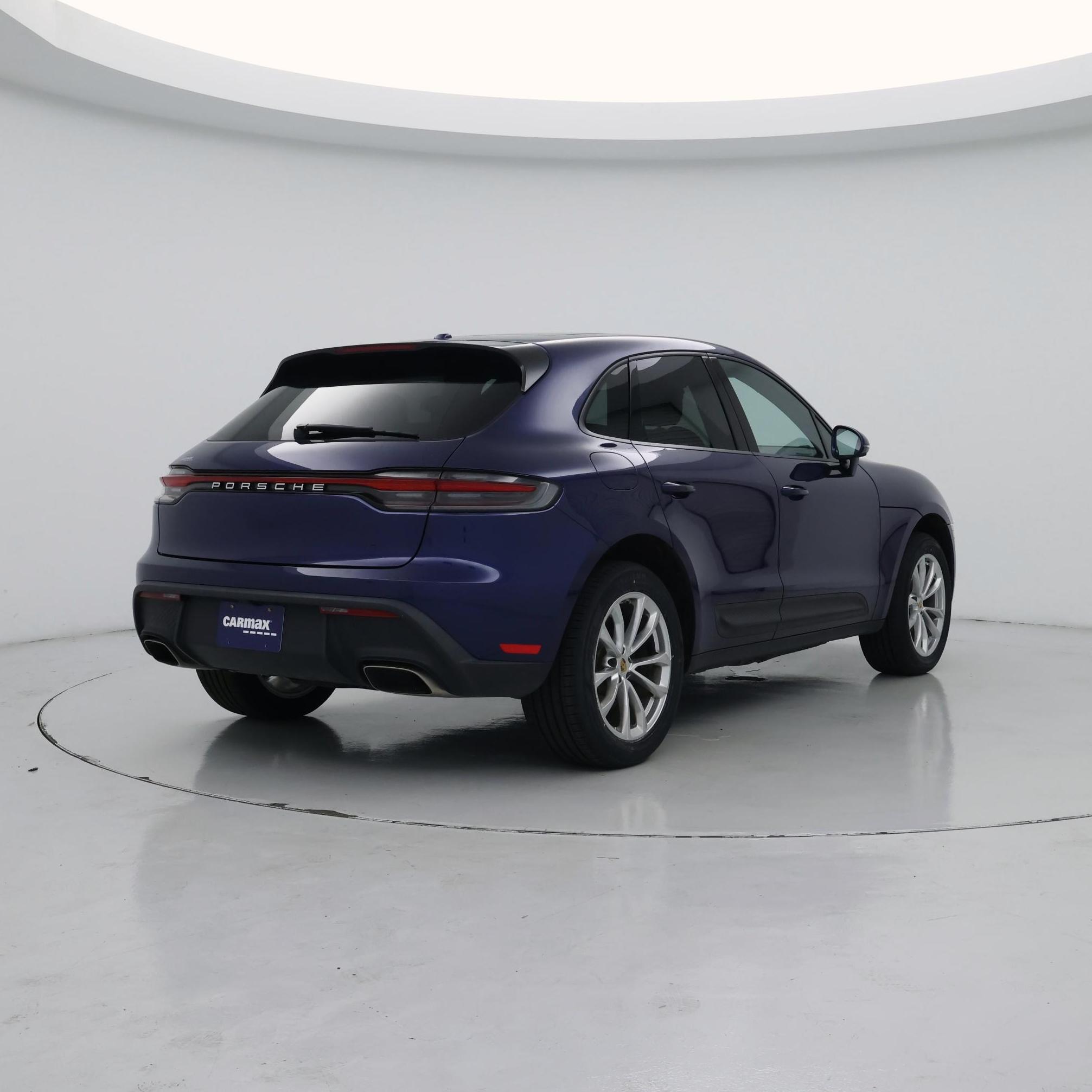 Thumbnail: 2023 Porsche Macan - 8