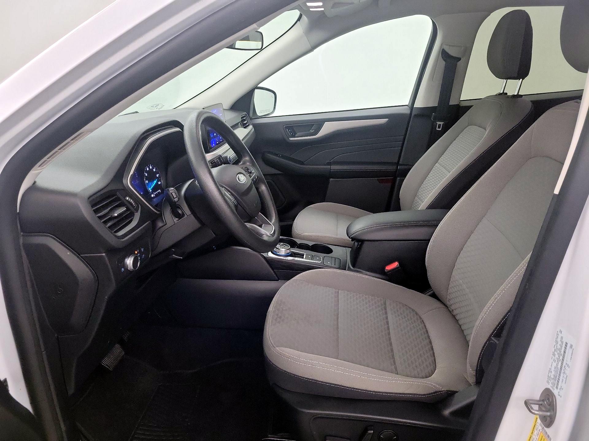 Thumbnail: 2022 Ford Escape - 11