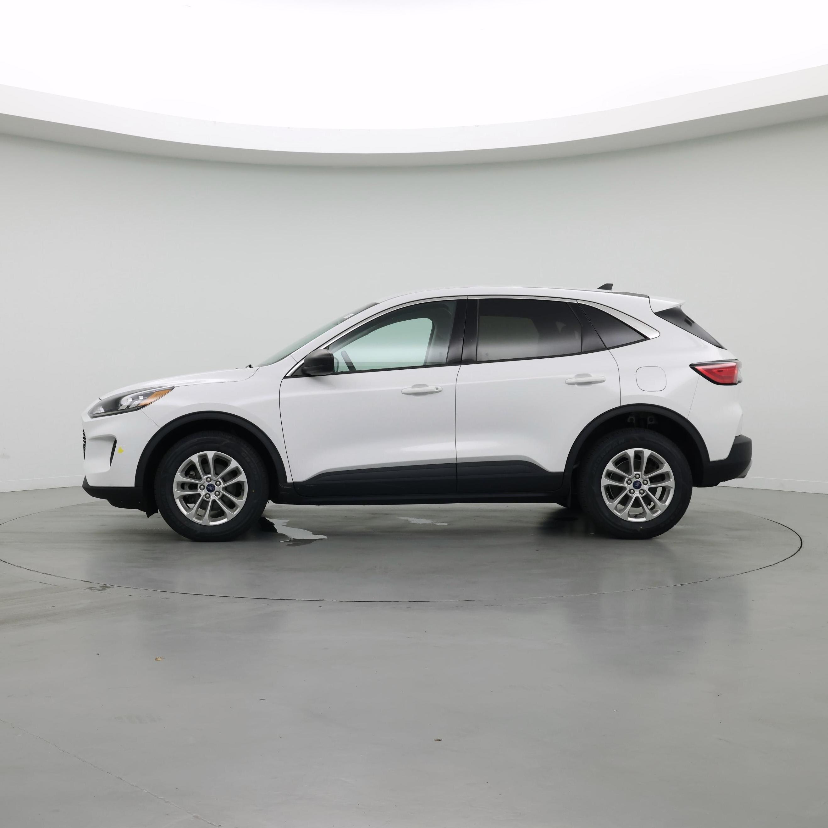 Thumbnail: 2022 Ford Escape - 3