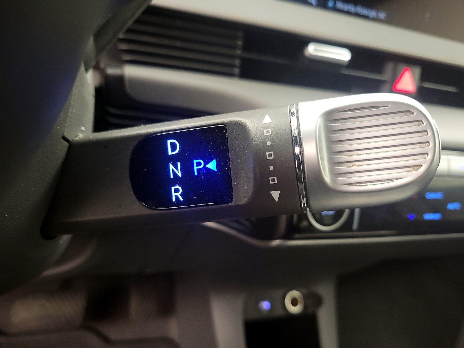 2024 Hyundai IONIQ 5 SE - Photo 19