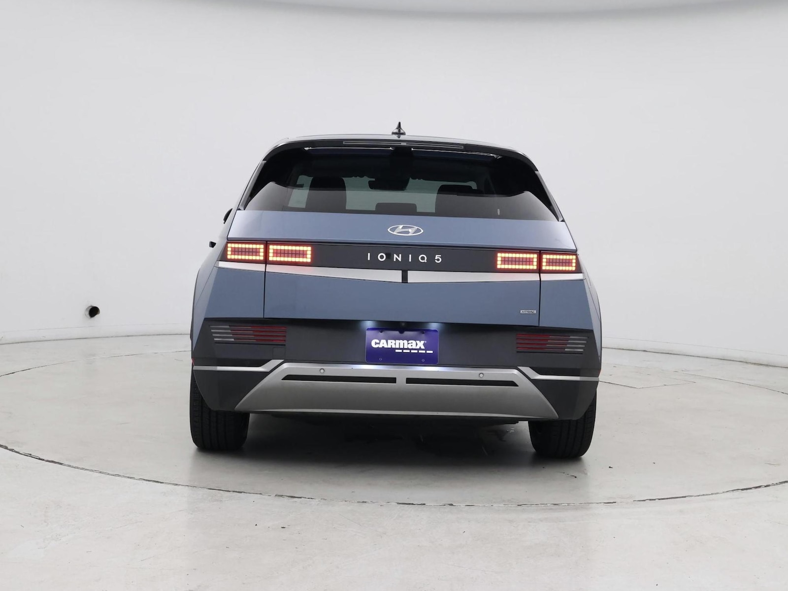 2024 Hyundai IONIQ 5 SE - Photo 7
