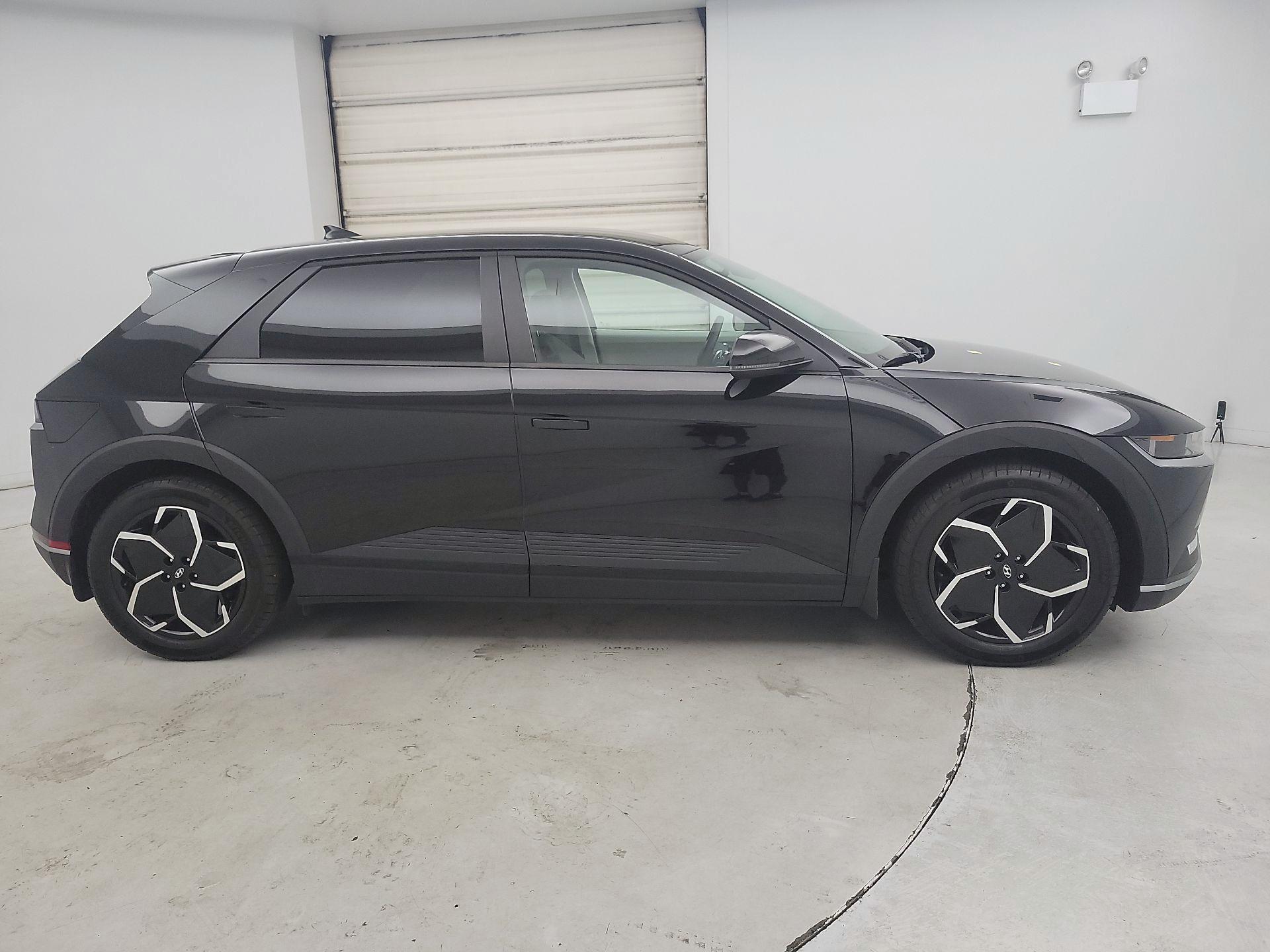 Thumbnail: 2024 Hyundai Ioniq 5 - 4