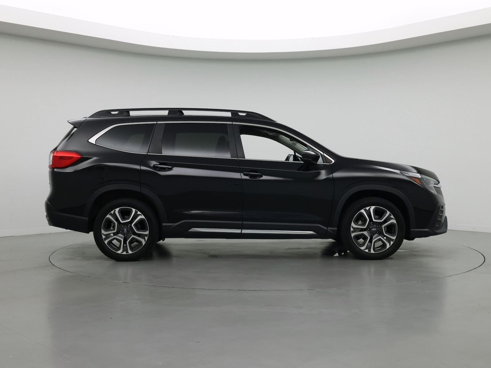 2024 Subaru Ascent Limited - Photo 8