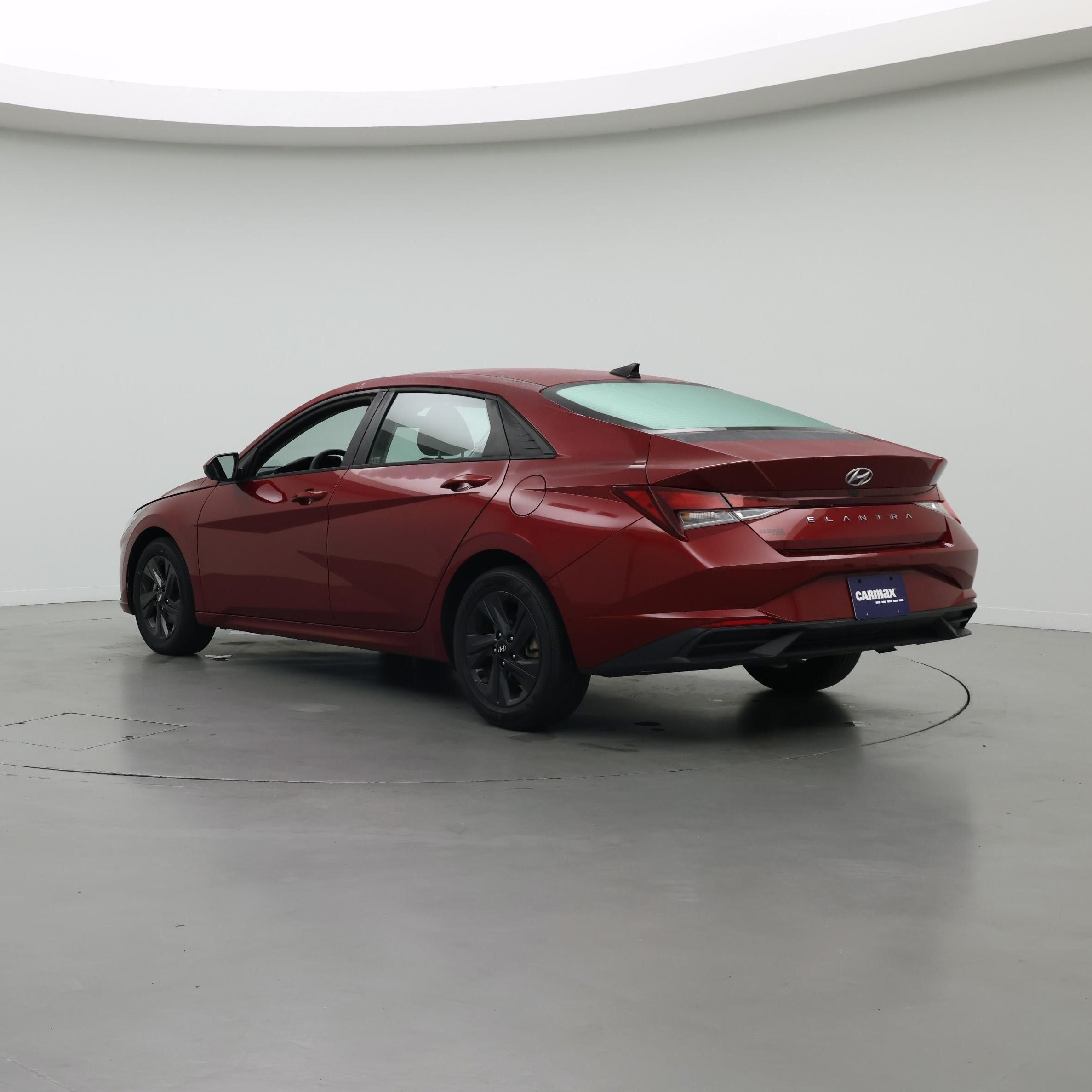 Thumbnail: 2023 Hyundai Elantra - 2