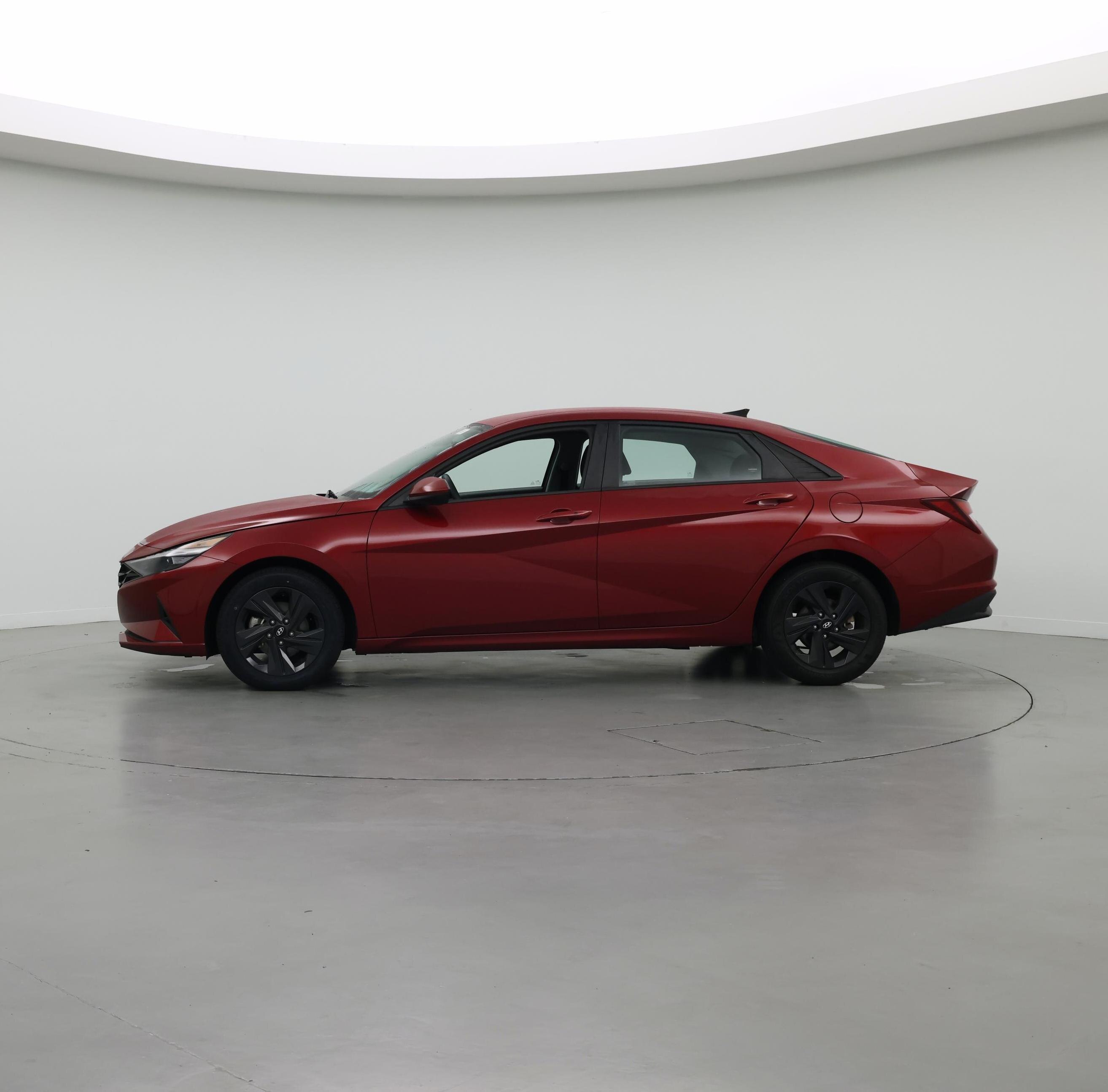 Thumbnail: 2023 Hyundai Elantra - 3