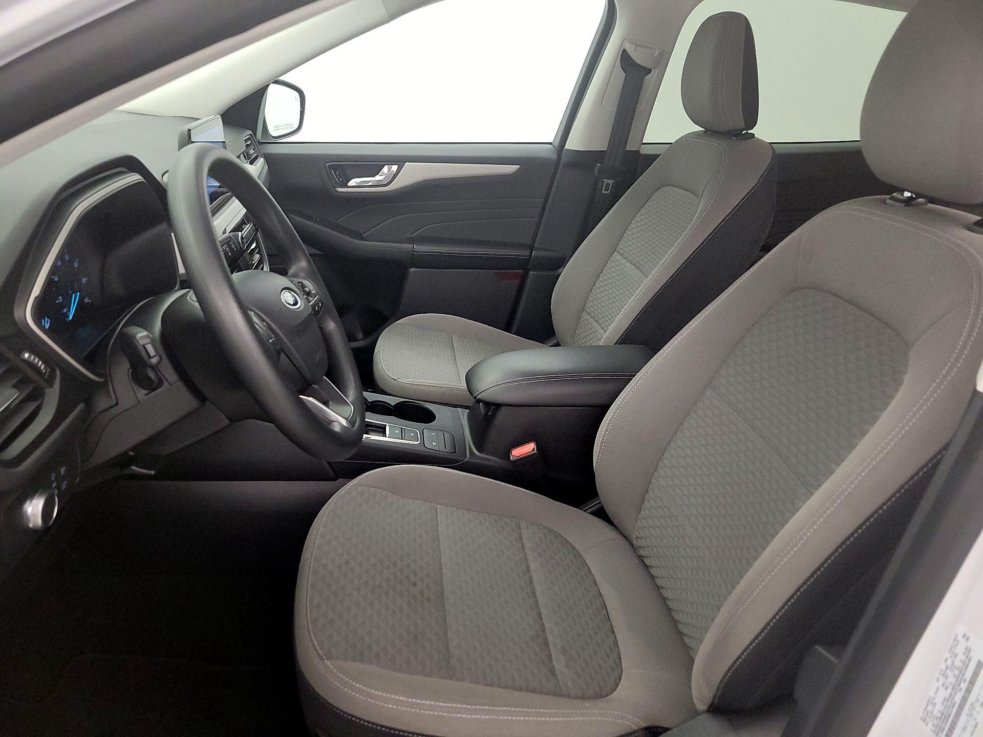 Thumbnail: 2021 Ford Escape - 11