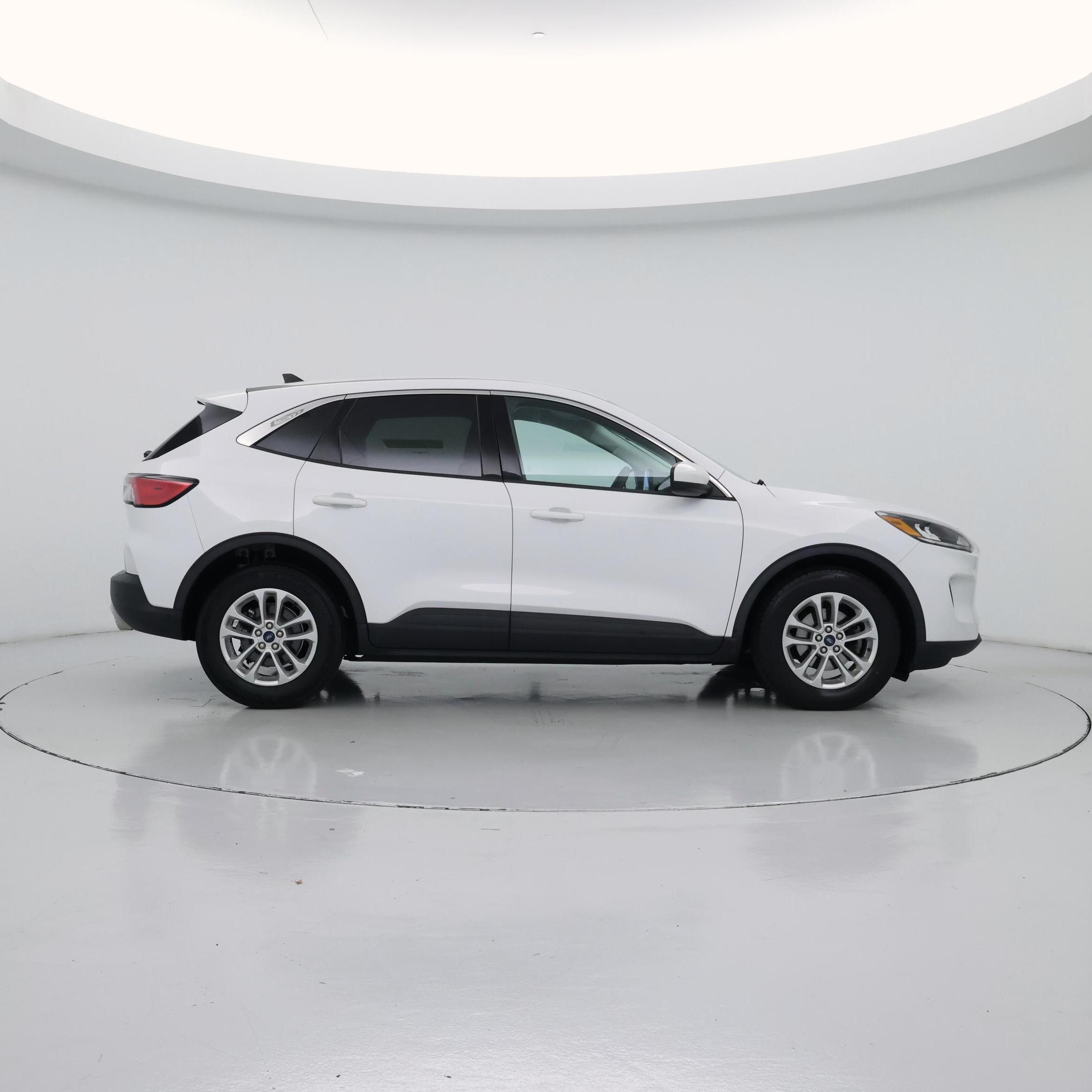 Thumbnail: 2021 Ford Escape - 7