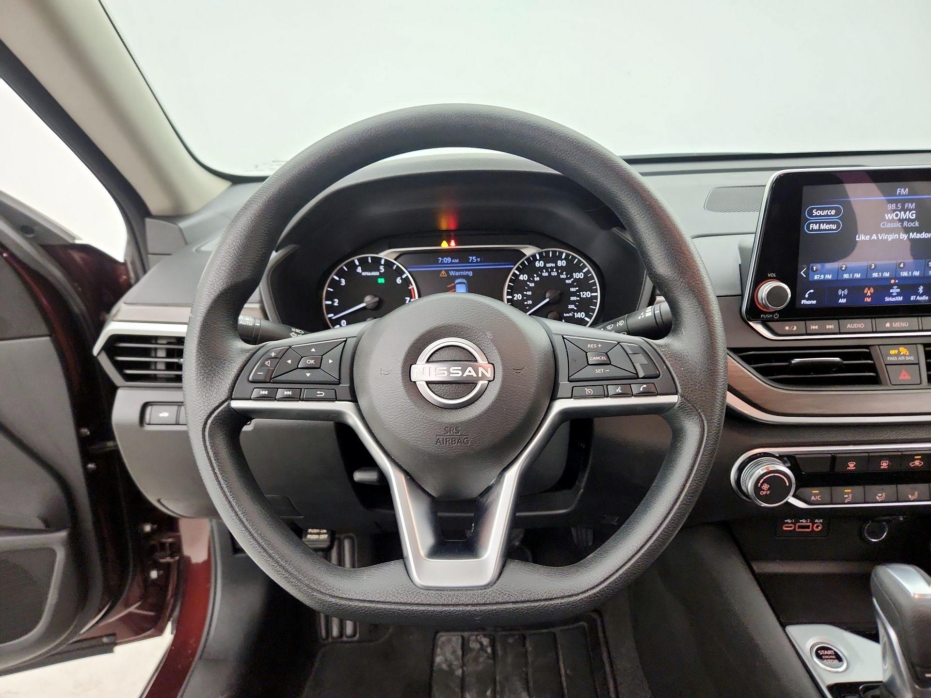 Thumbnail: 2024 Nissan Altima - 10