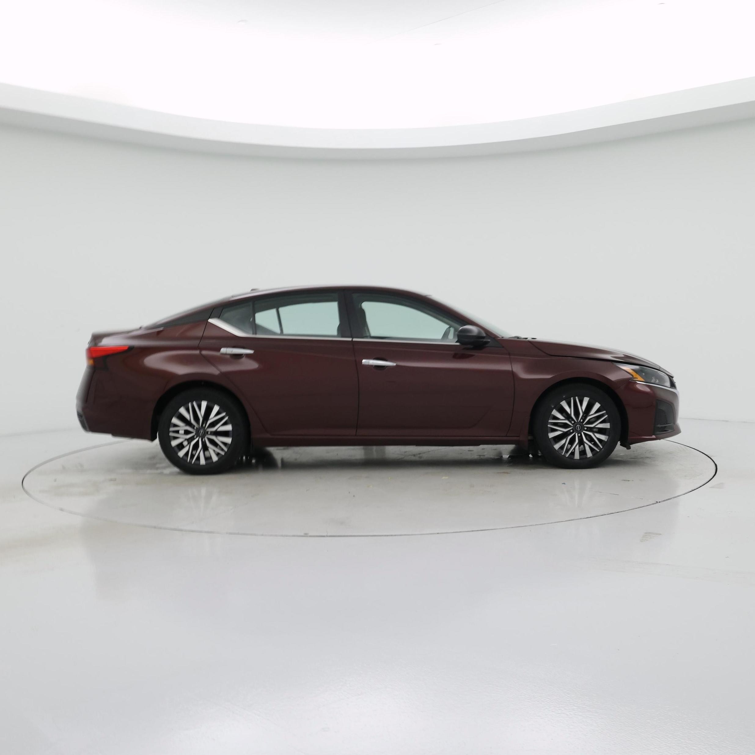 Thumbnail: 2024 Nissan Altima - 7