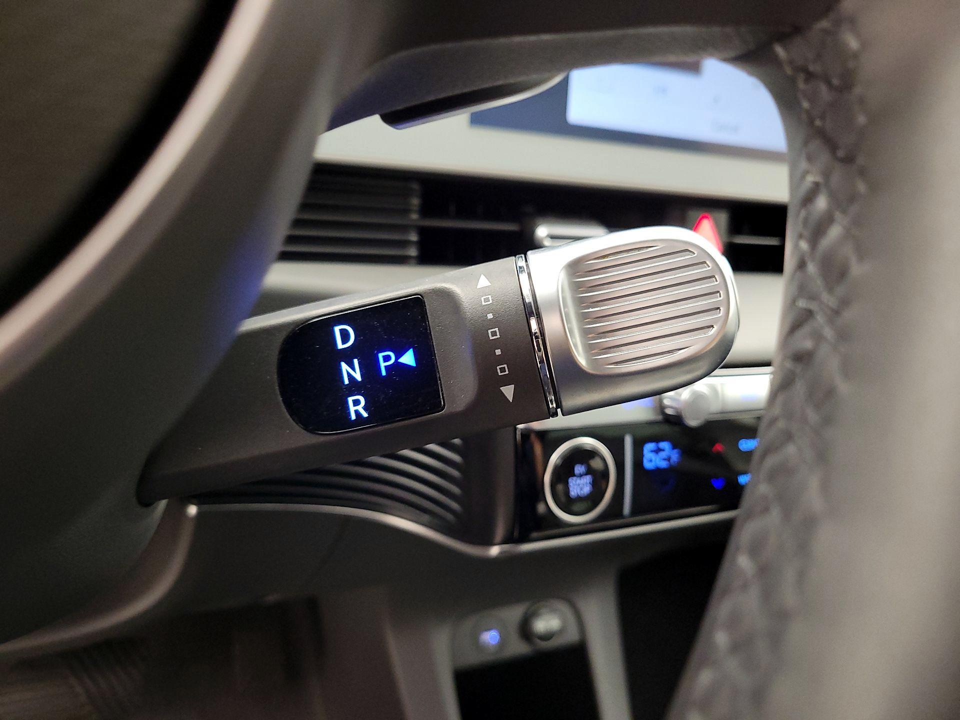 Thumbnail: 2024 Hyundai Ioniq 5 - 17