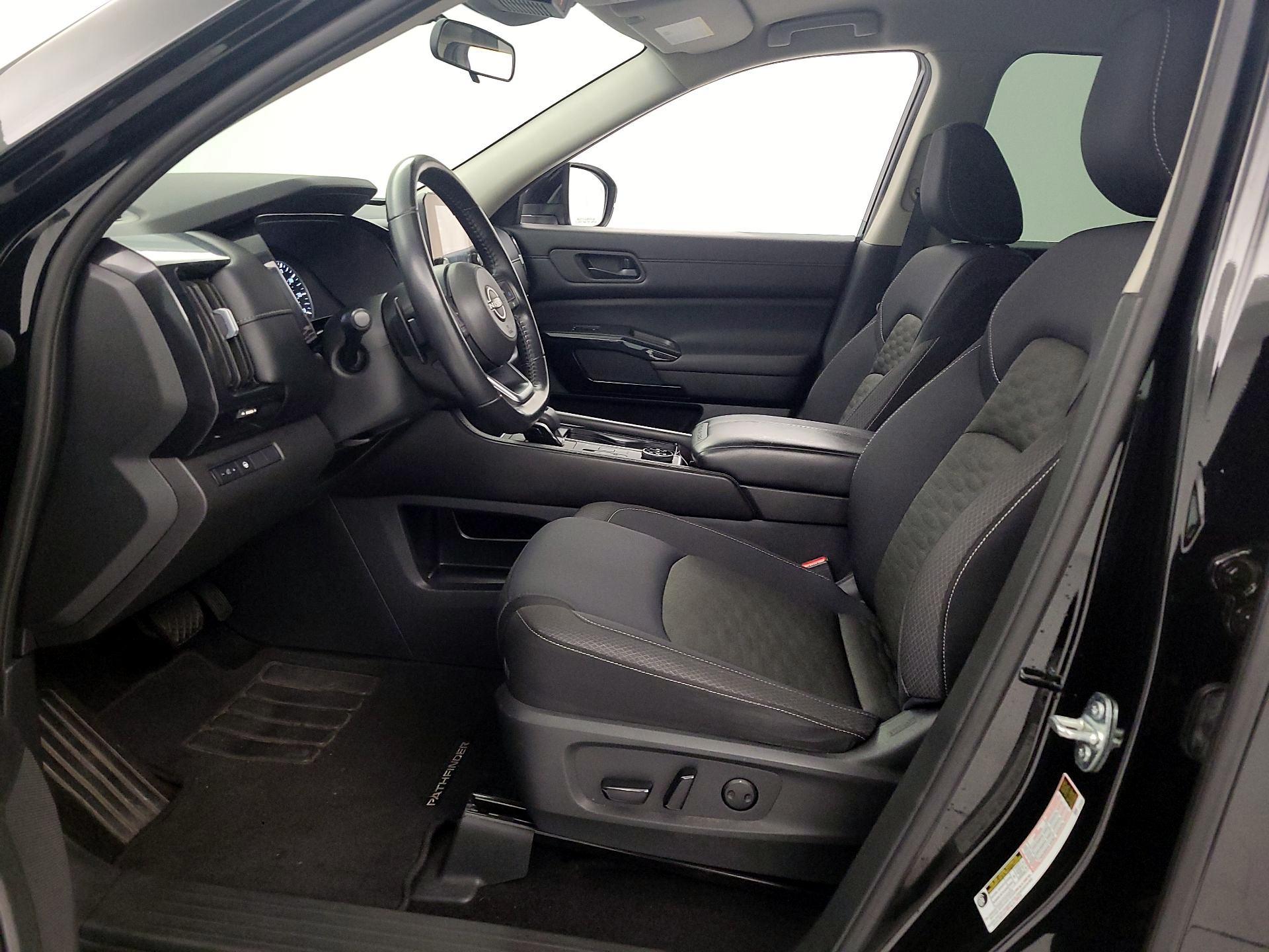 Thumbnail: 2024 Nissan Pathfinder - 11