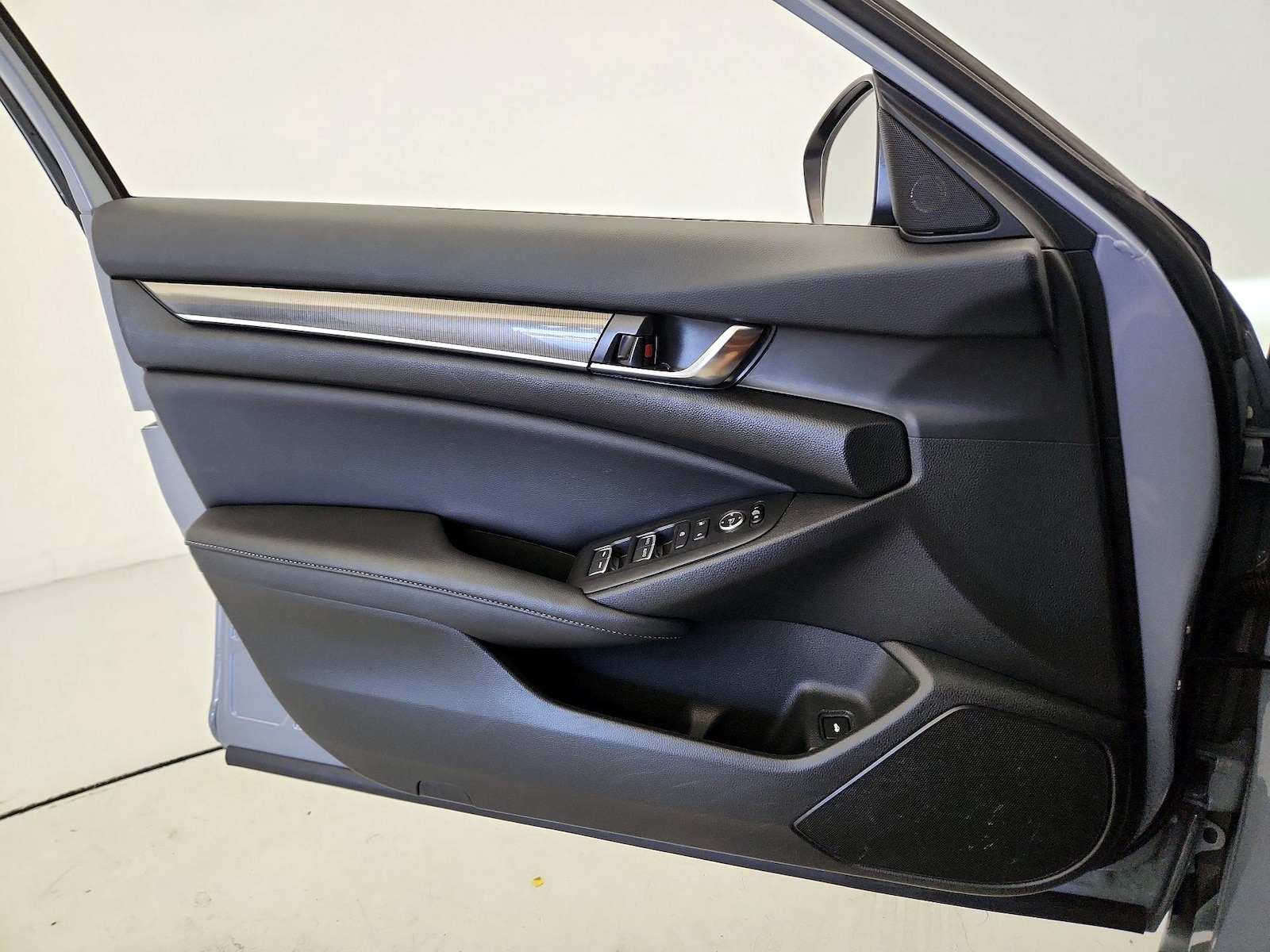 2022 Honda Accord Hybrid Sport - Photo 13
