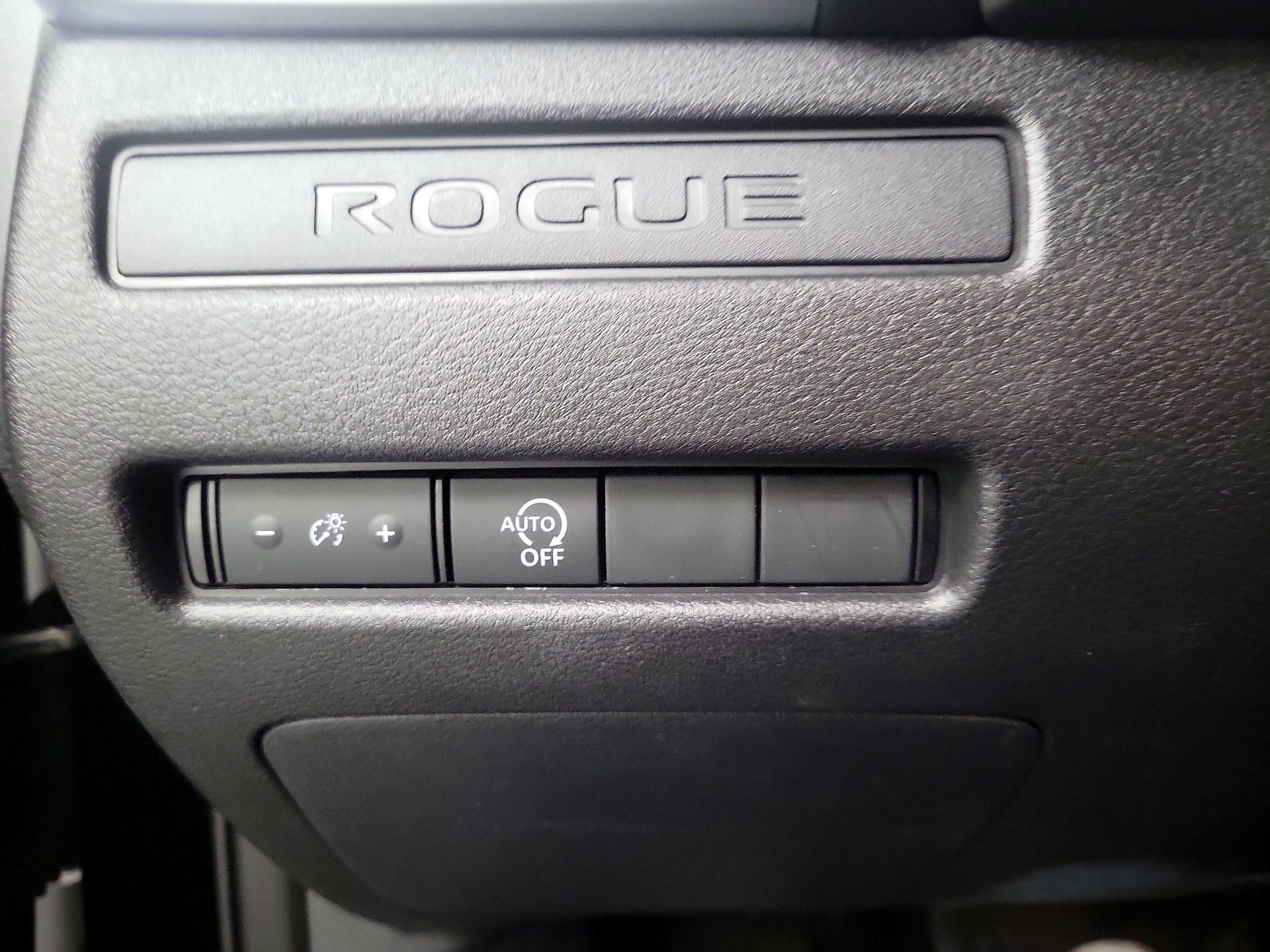 Thumbnail: 2023 Nissan Rogue - 13