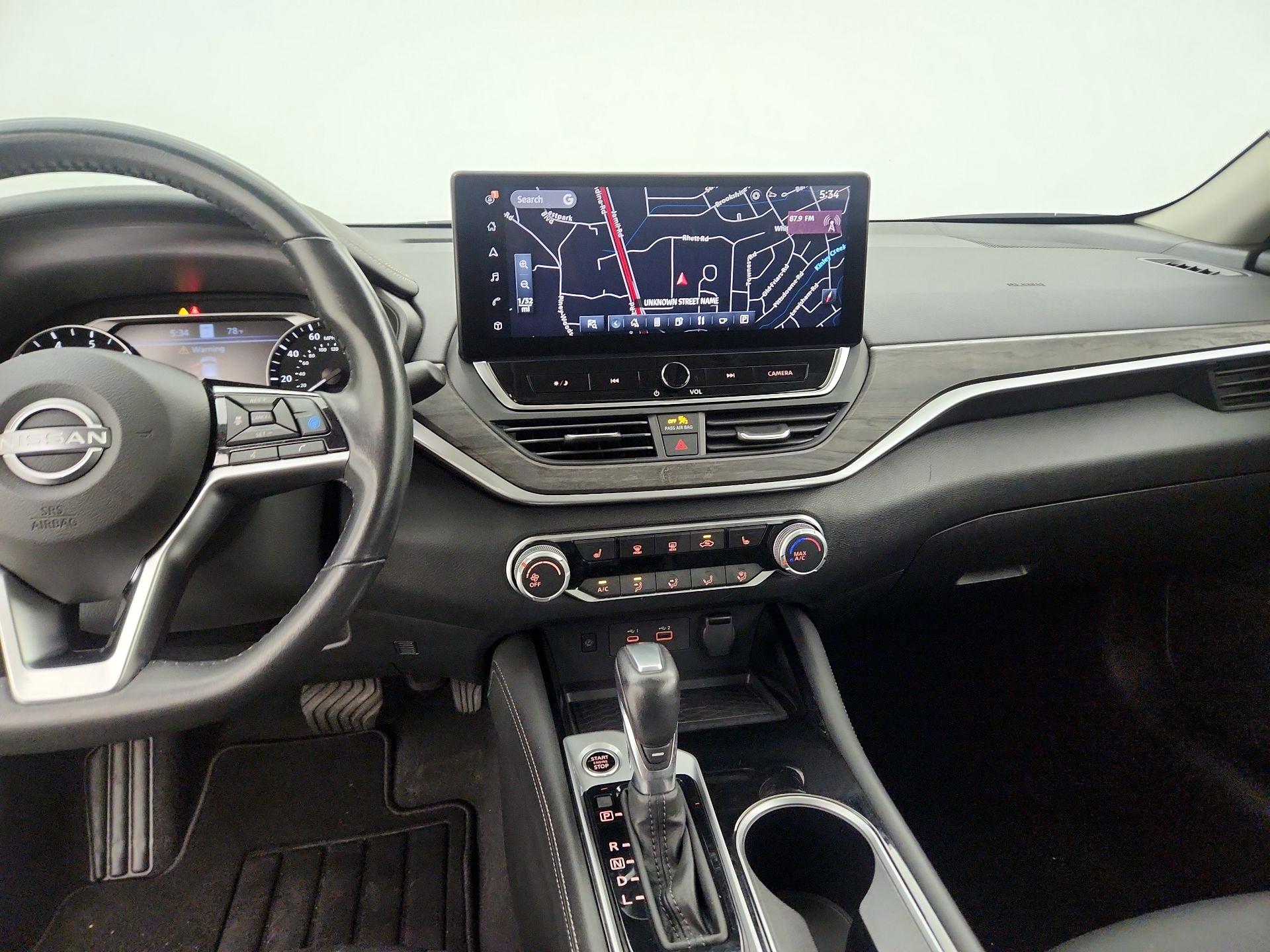 Thumbnail: 2024 Nissan Altima - 9