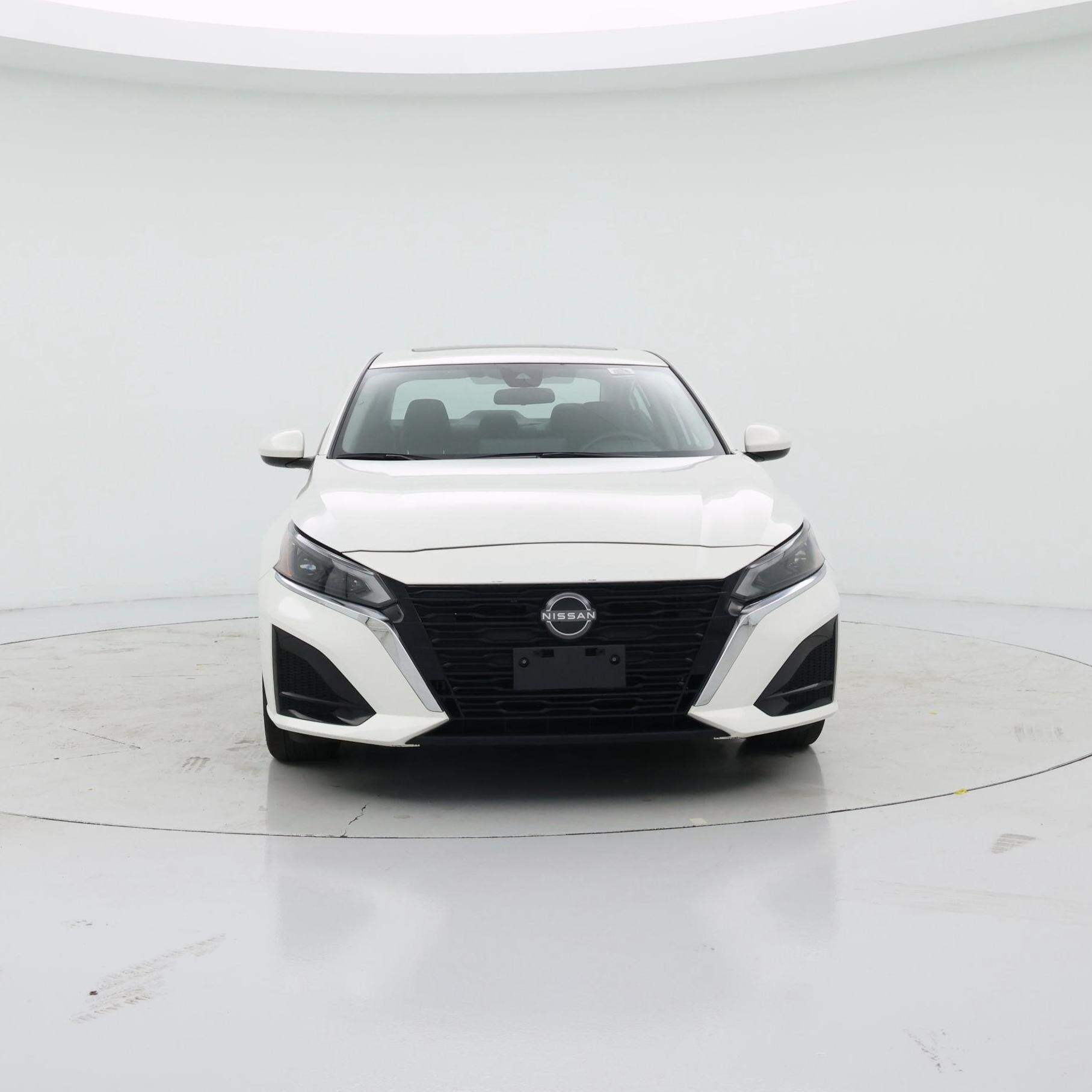 Thumbnail: 2024 Nissan Altima - 5