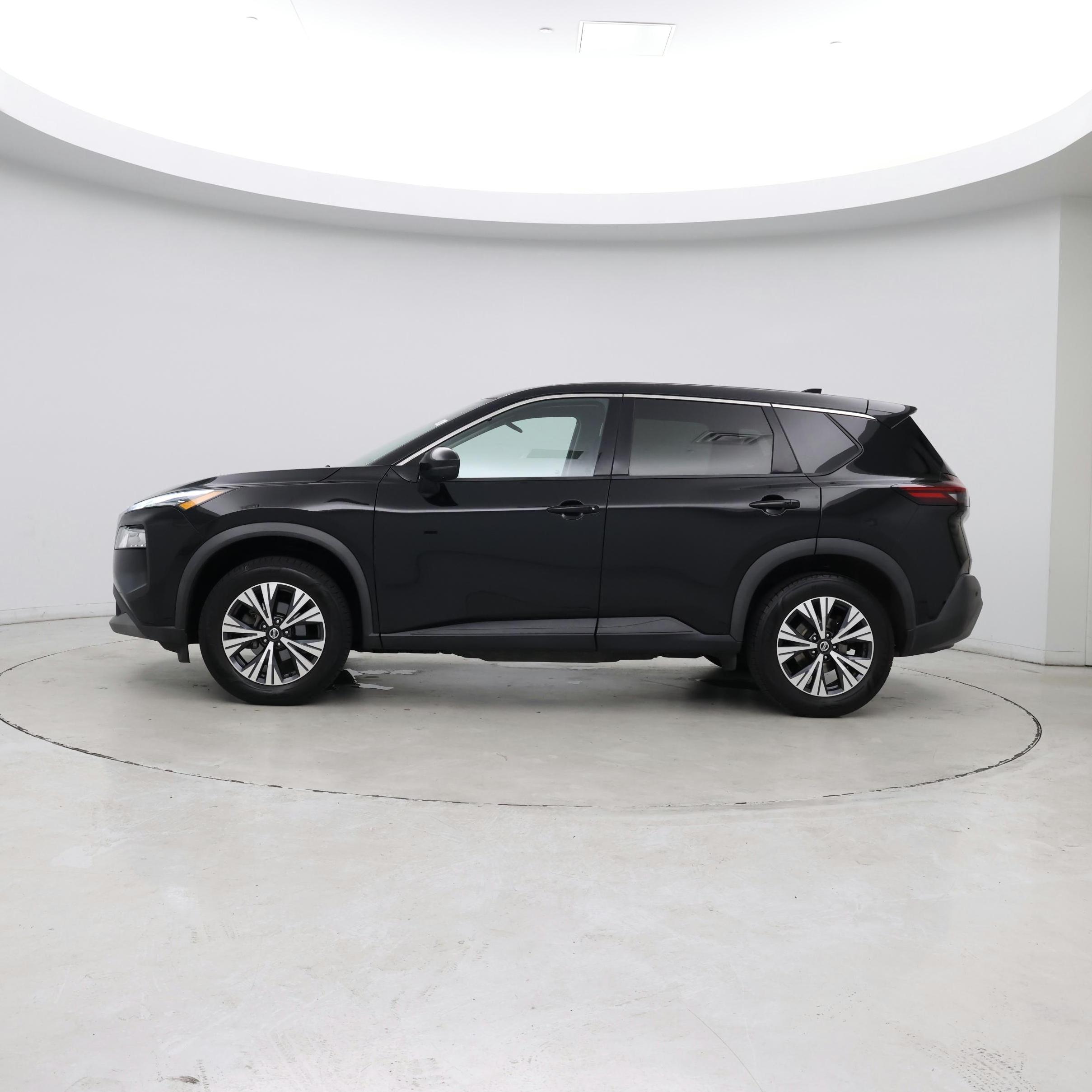 Thumbnail: 2021 Nissan Rogue - 3