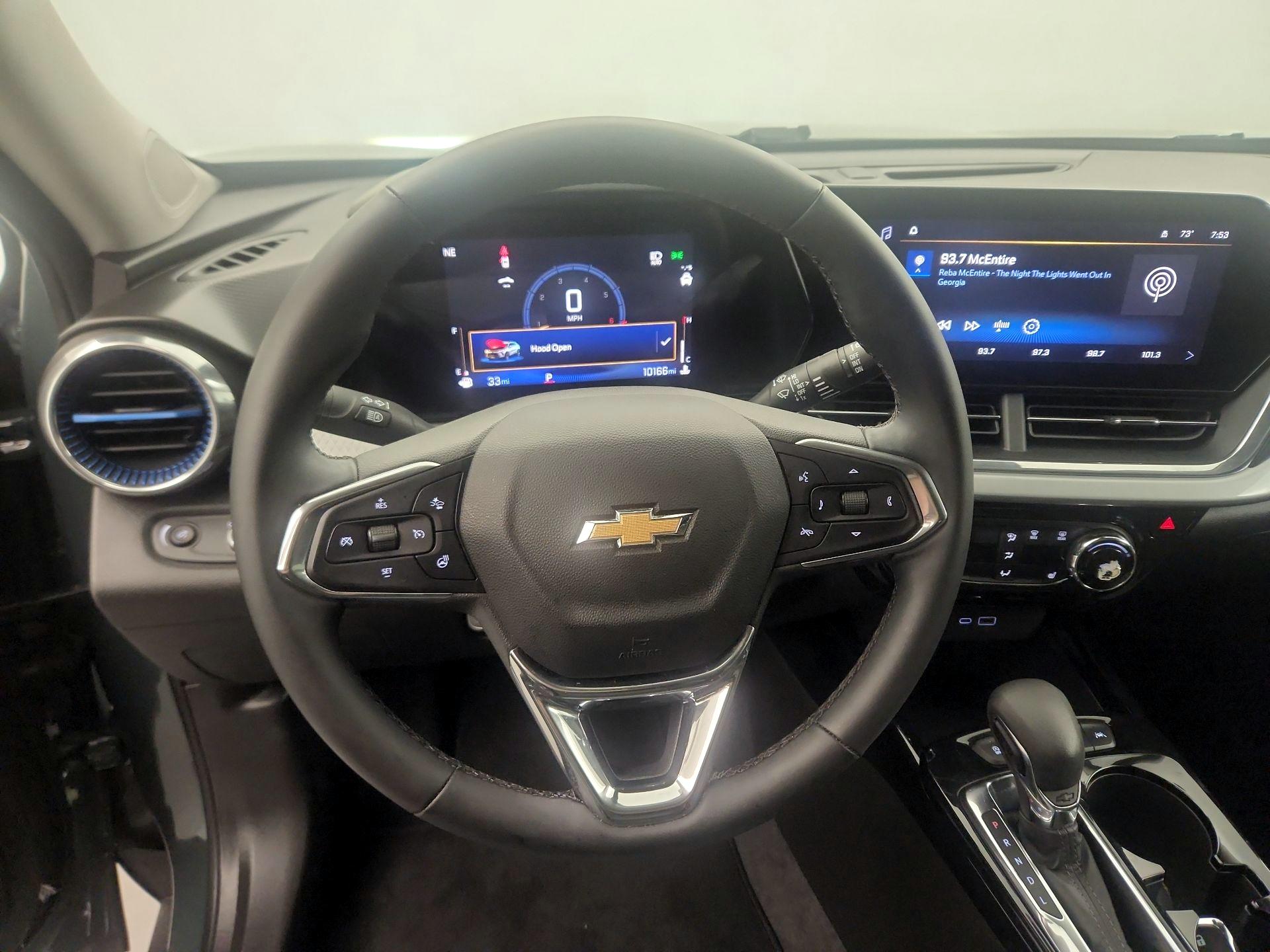Thumbnail: 2025 Chevrolet Trax - 10
