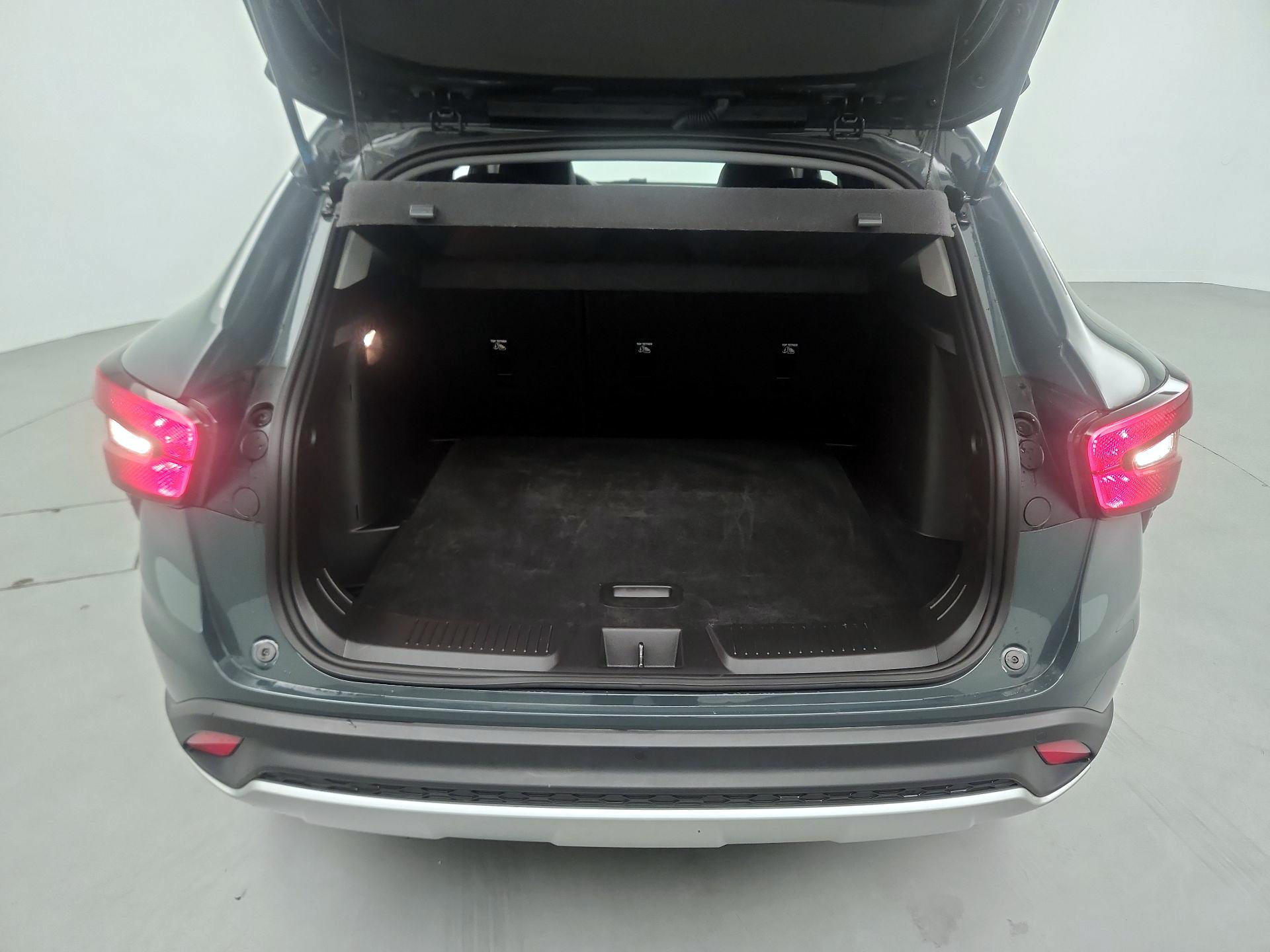 Thumbnail: 2025 Chevrolet Trax - 19