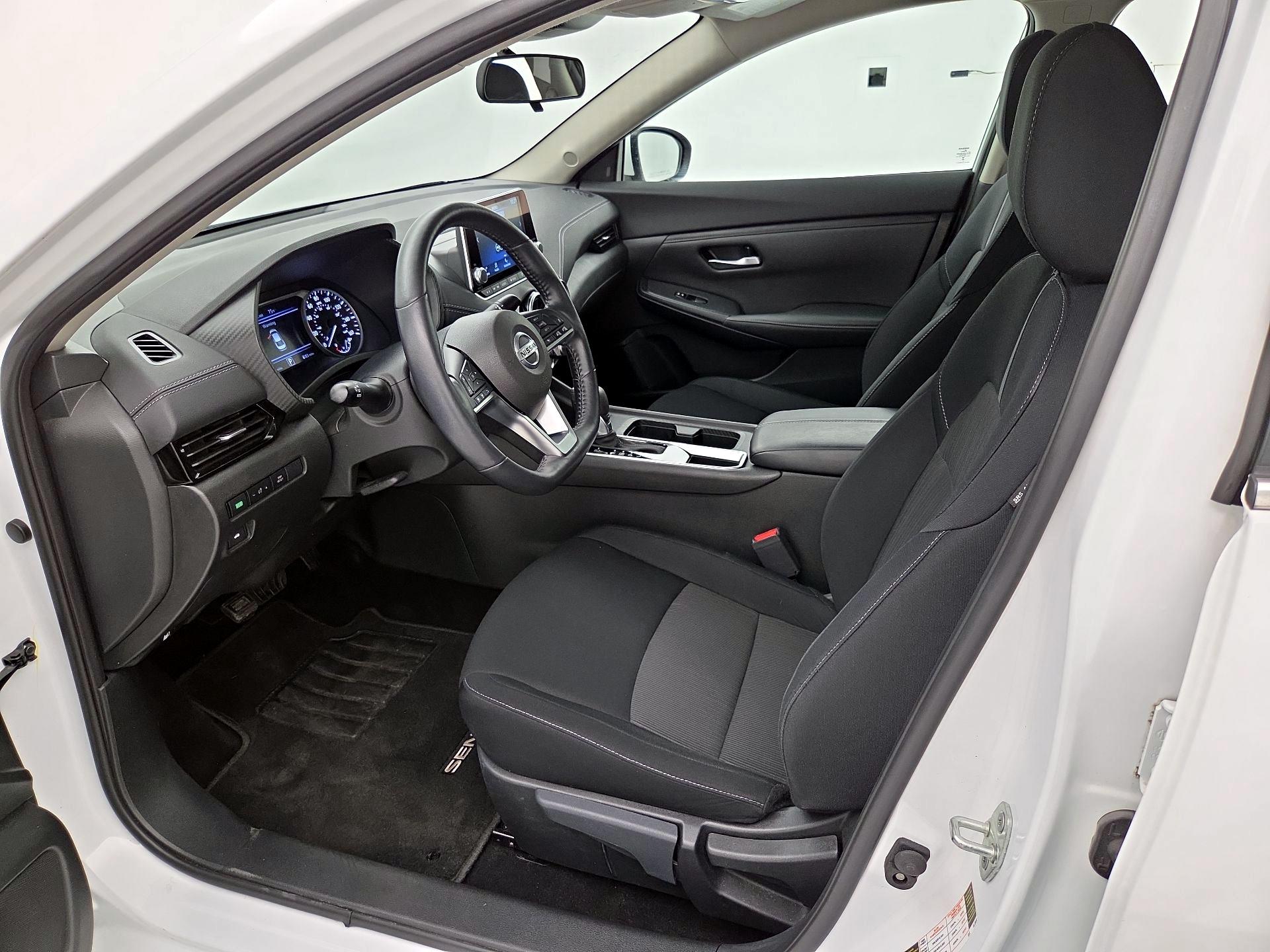 Thumbnail: 2023 Nissan Sentra - 11