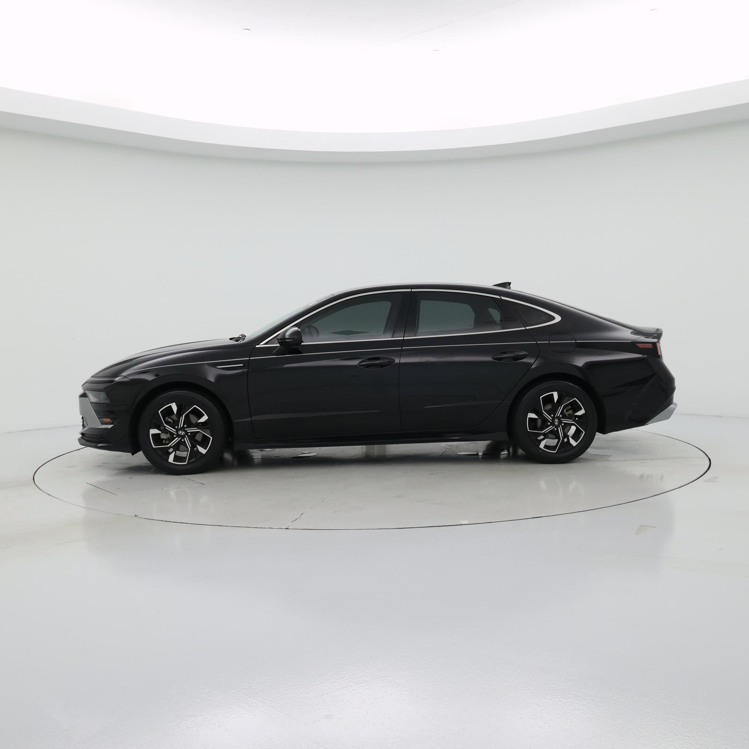 Thumbnail: 2024 Hyundai Sonata - 3