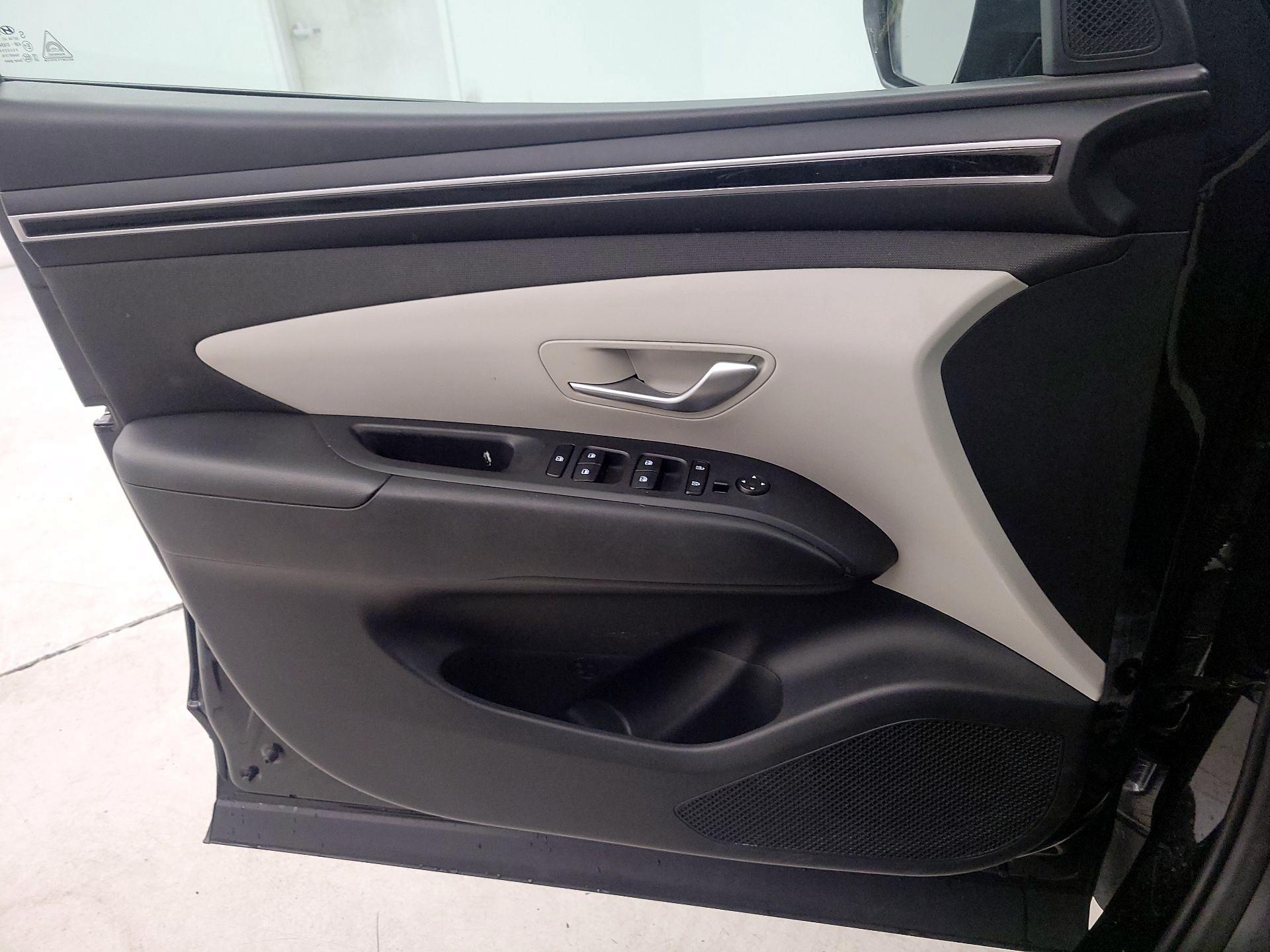 Thumbnail: 2023 Hyundai Tucson - 12
