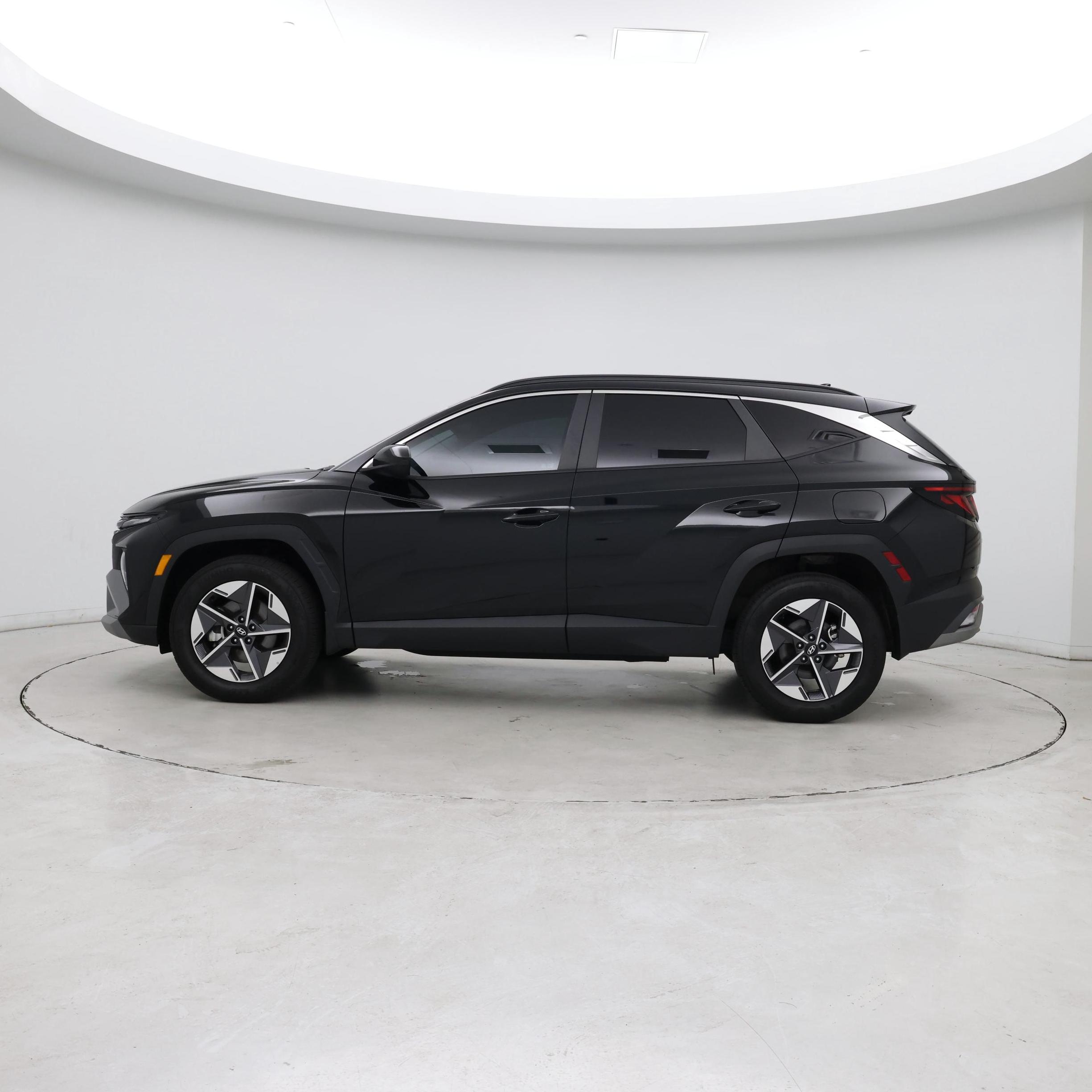 Thumbnail: 2025 Hyundai Tucson - 2