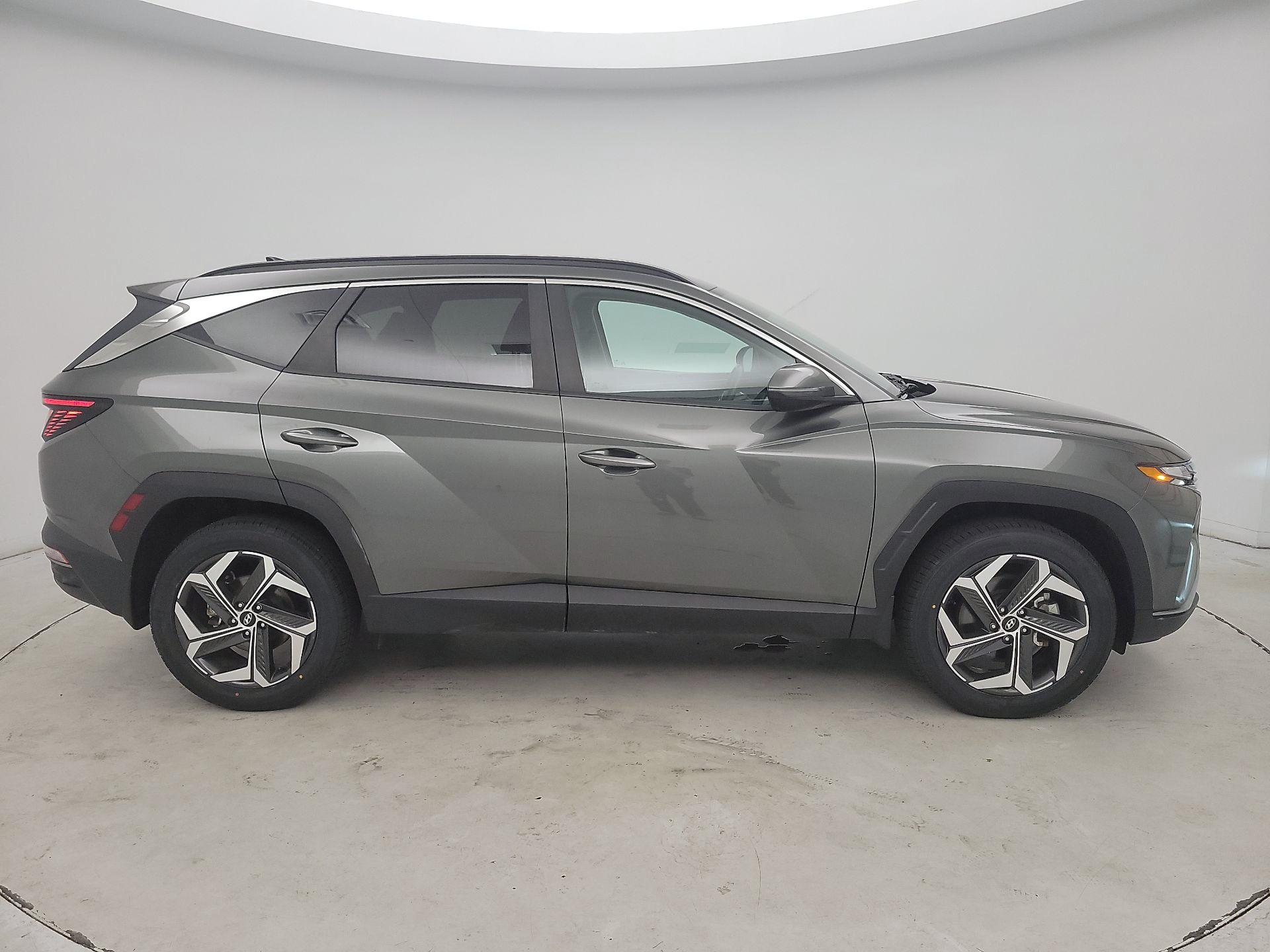Thumbnail: 2023 Hyundai Tucson - 4