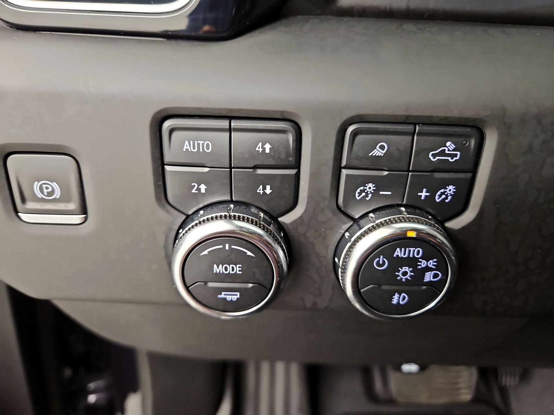Thumbnail: 2024 GMC Sierra 1500 - 13