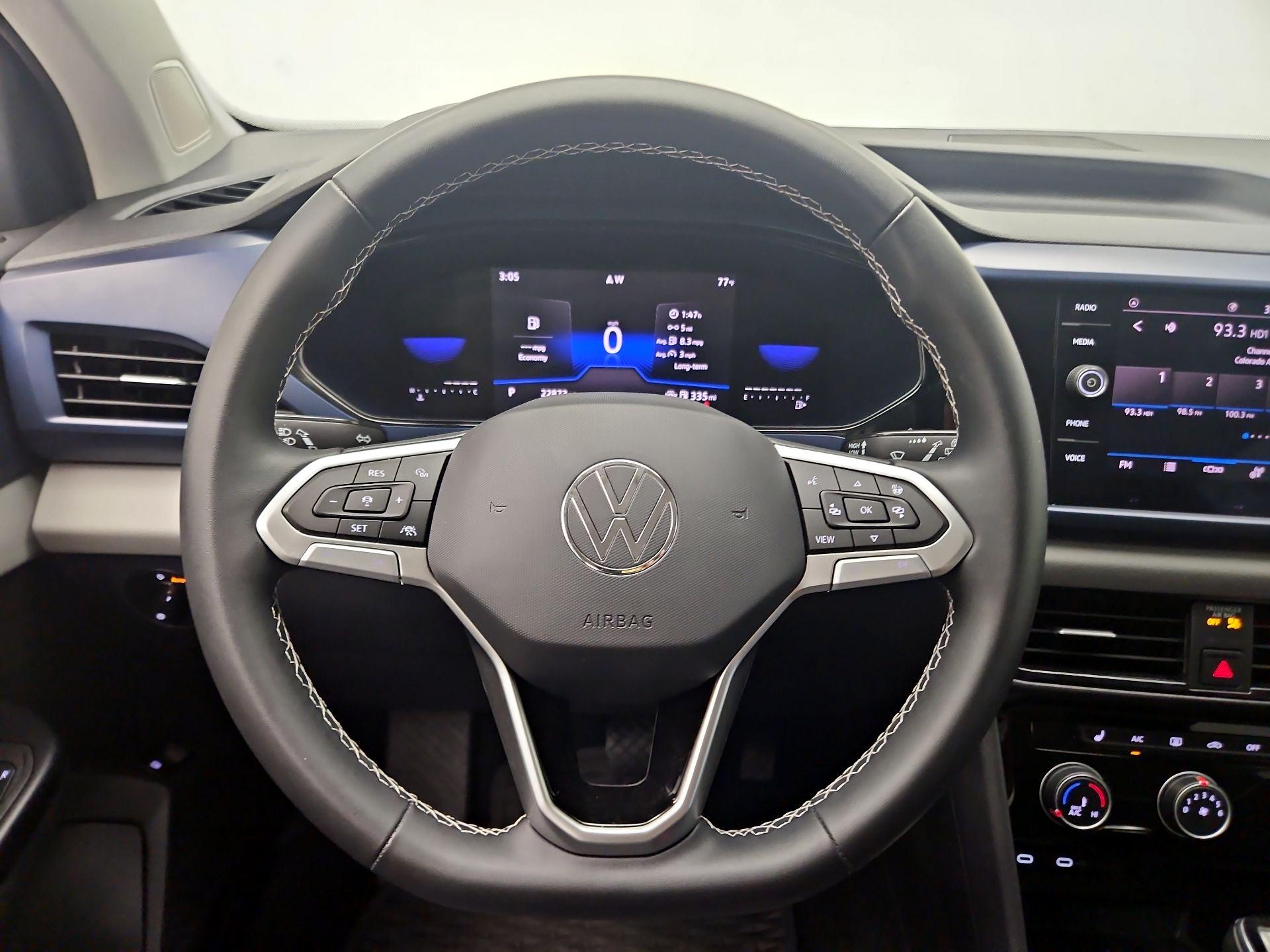 Thumbnail: 2023 Volkswagen Taos - 10