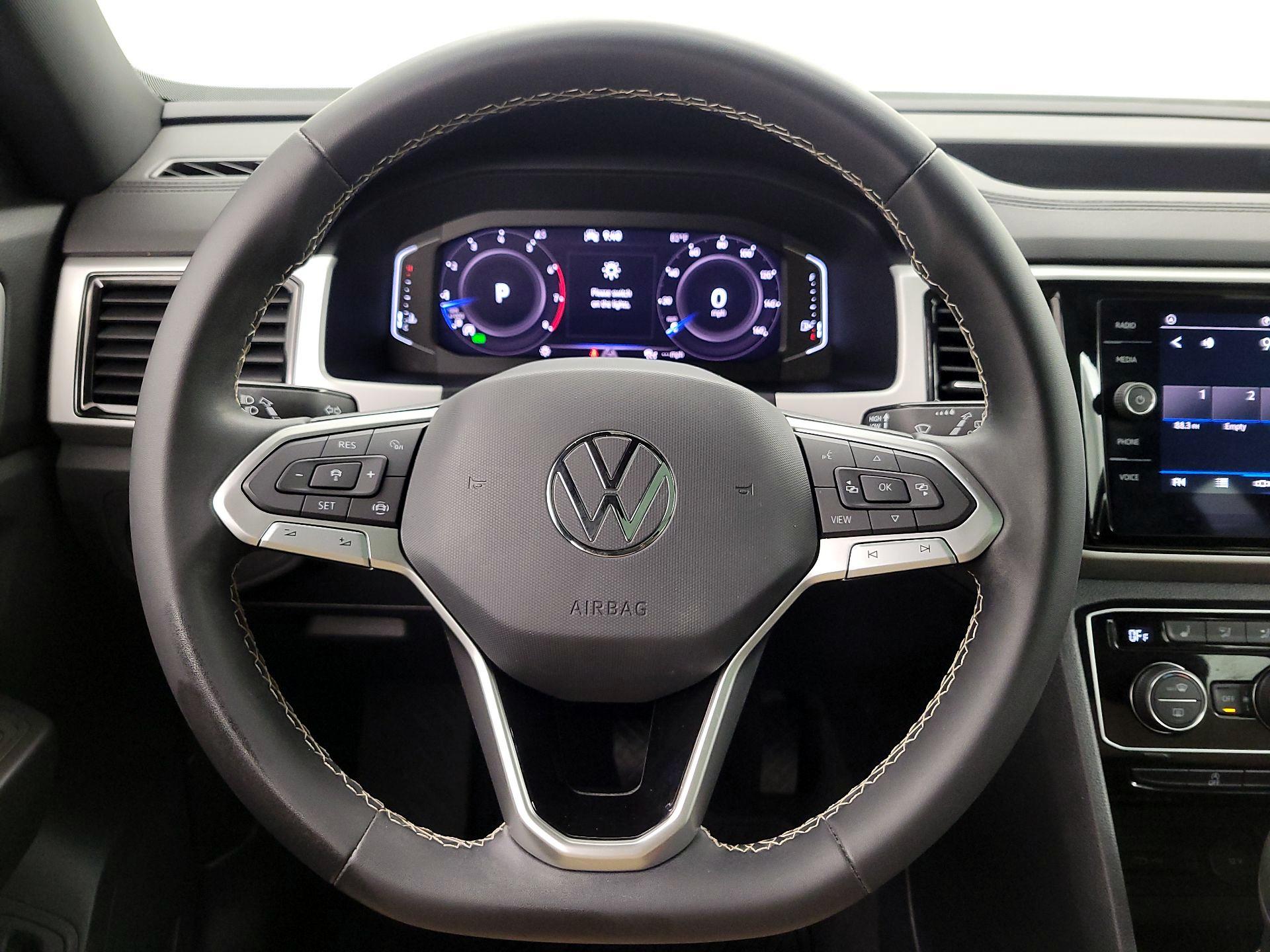 Thumbnail: 2023 Volkswagen Atlas - 10