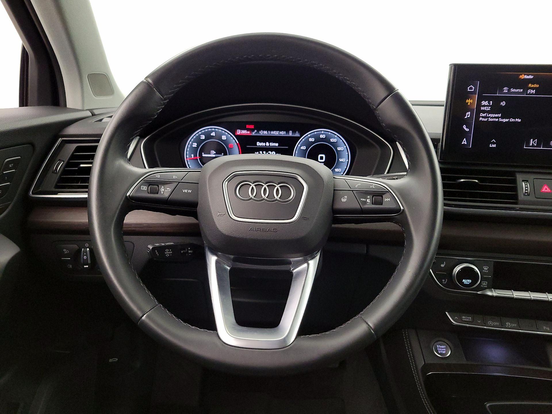 Thumbnail: 2023 Audi Q5 - 10